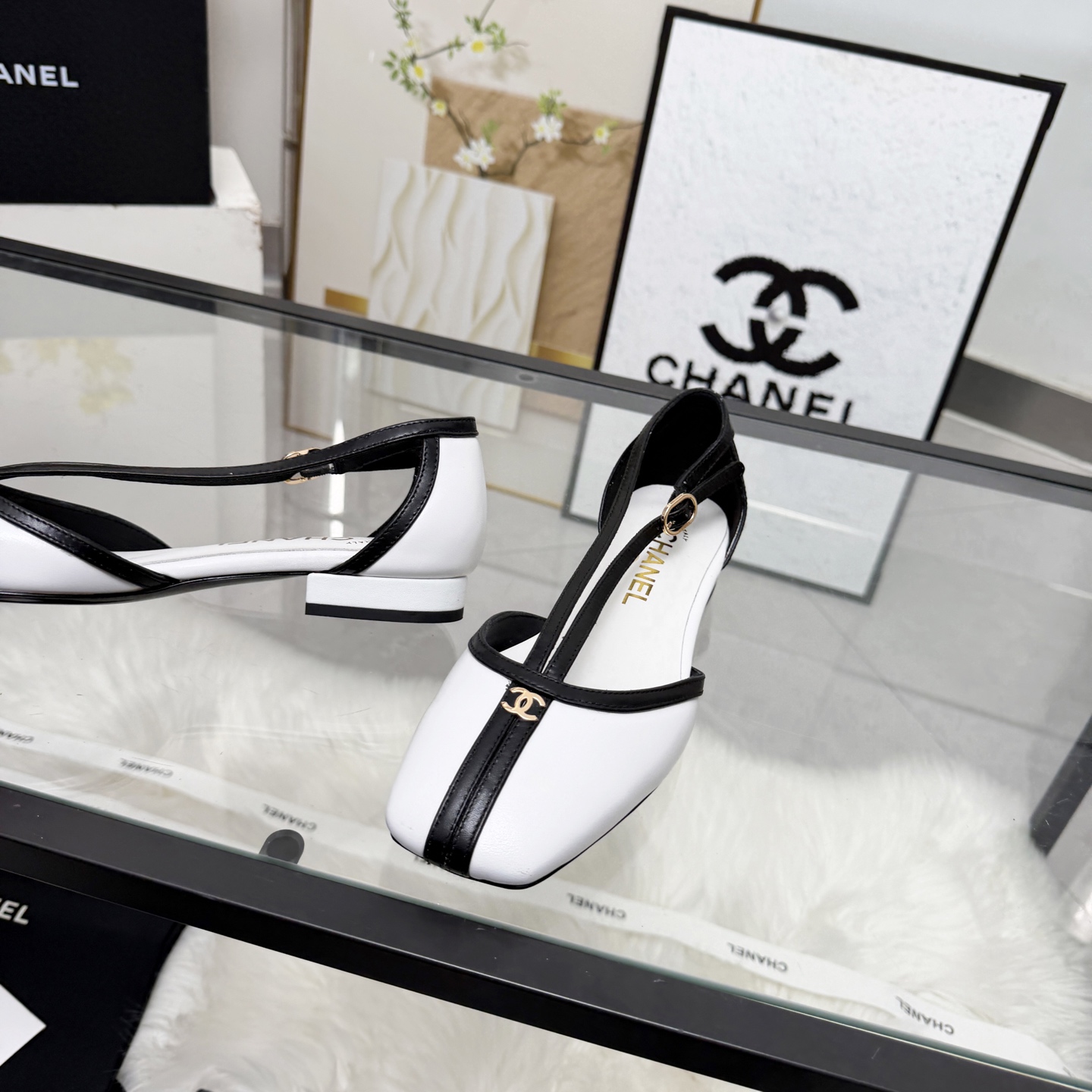 Chanel Style Leather Women's Shoes style reference detail image 5 from source 784200