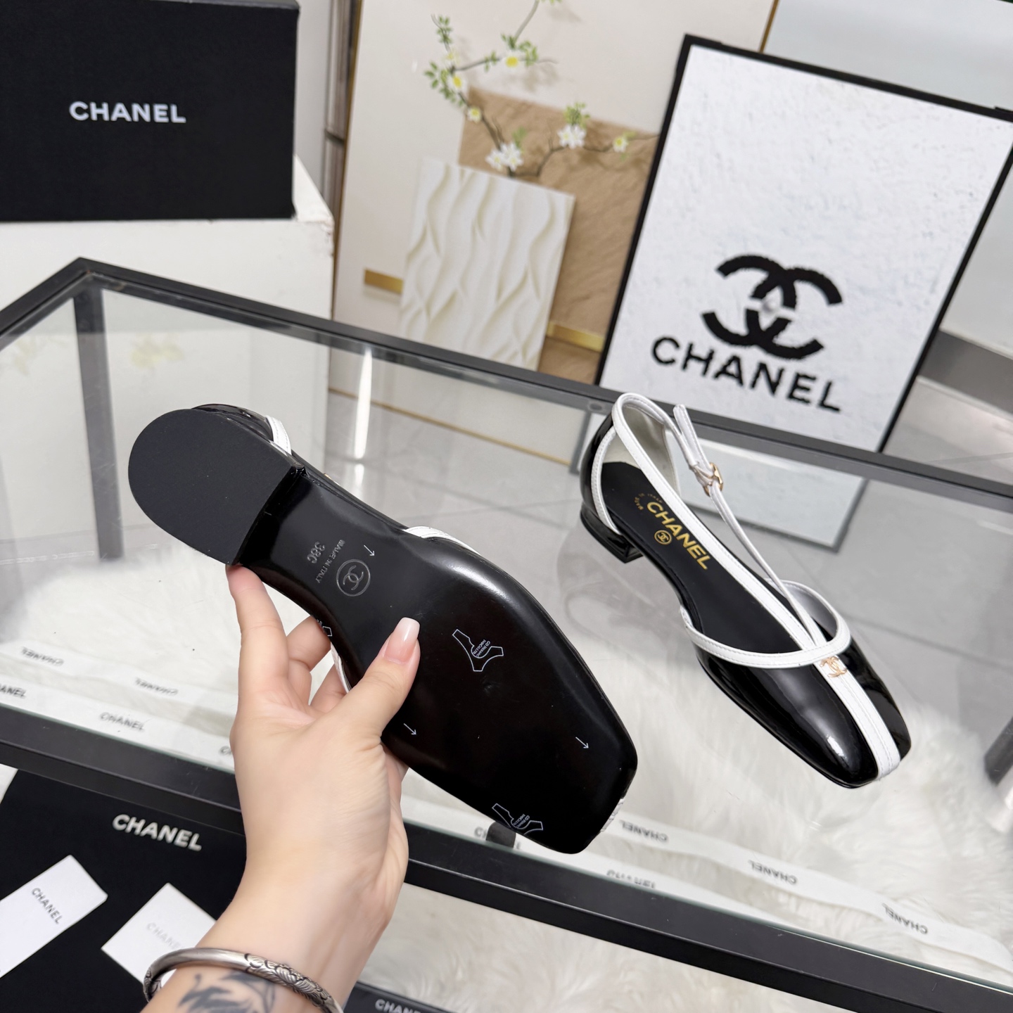 Chanel Style Leather Women's Shoes style reference detail image 9 from source 784201