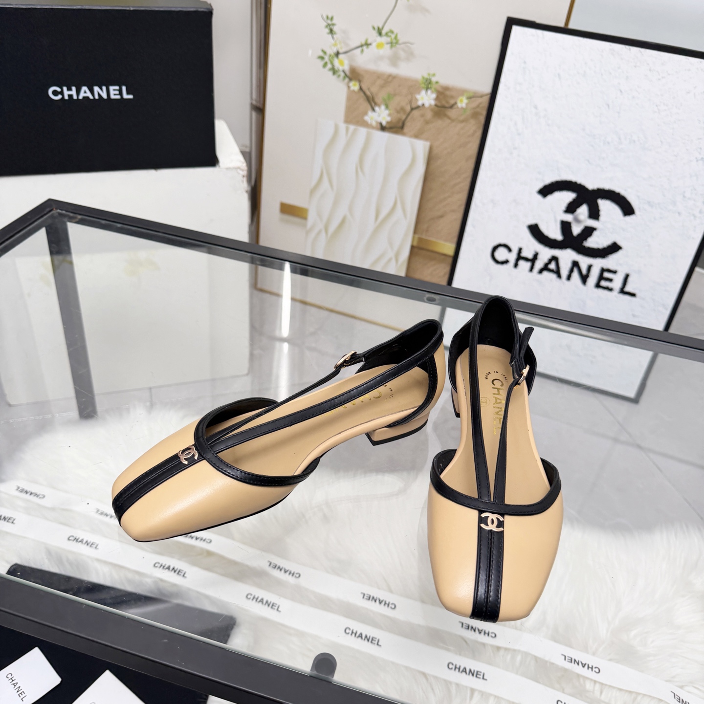 Chanel Style Leather Women's Shoes style reference detail image 6 from source 784202