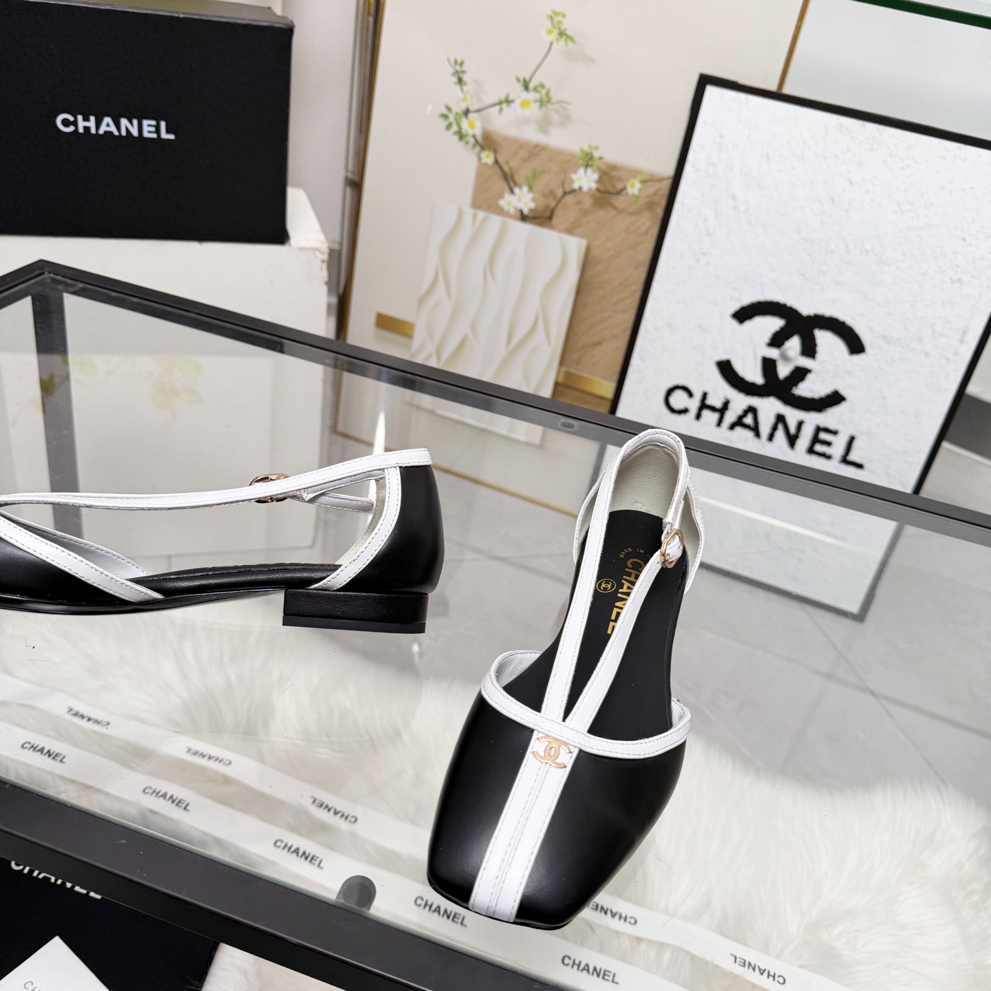 Chanel Style Leather Women's Shoes style reference detail image 3 from source 784203