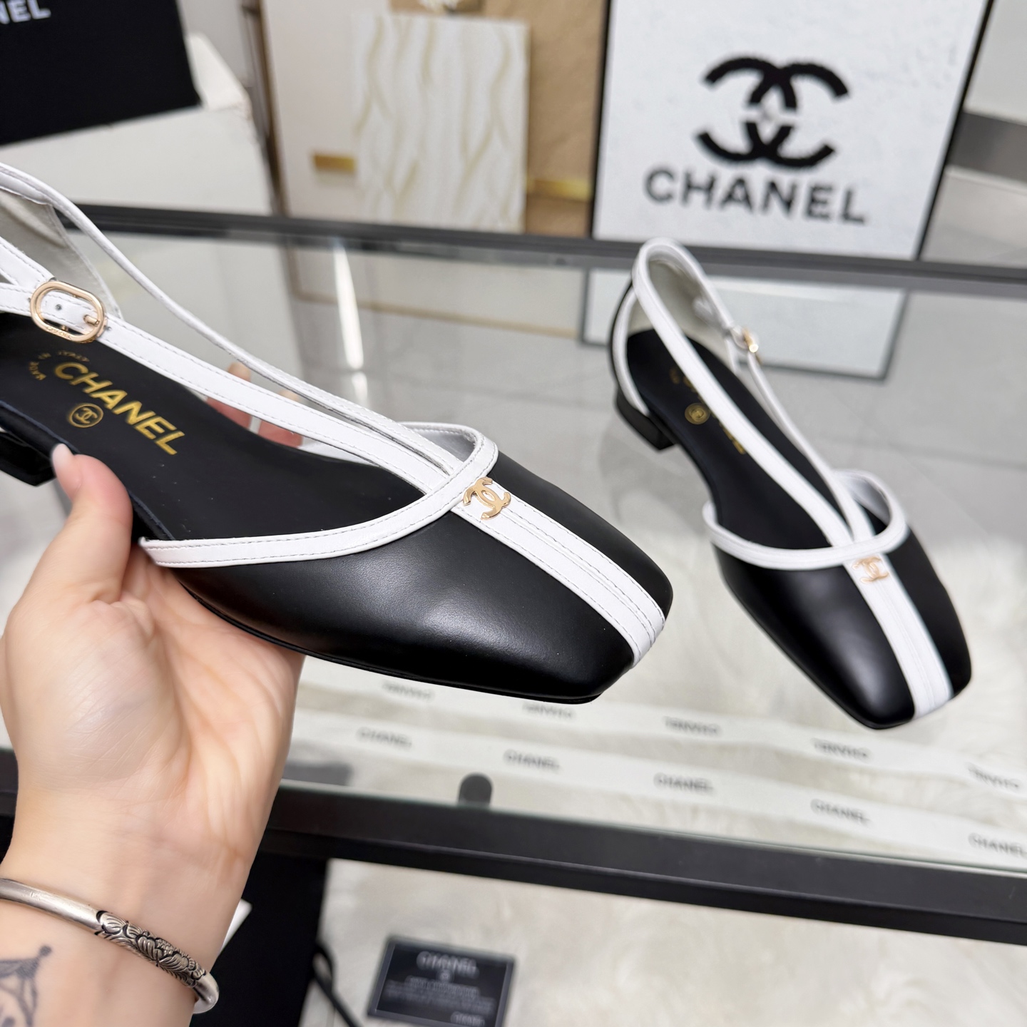 Chanel Style Leather Women's Shoes style reference detail image 2 from source 784203