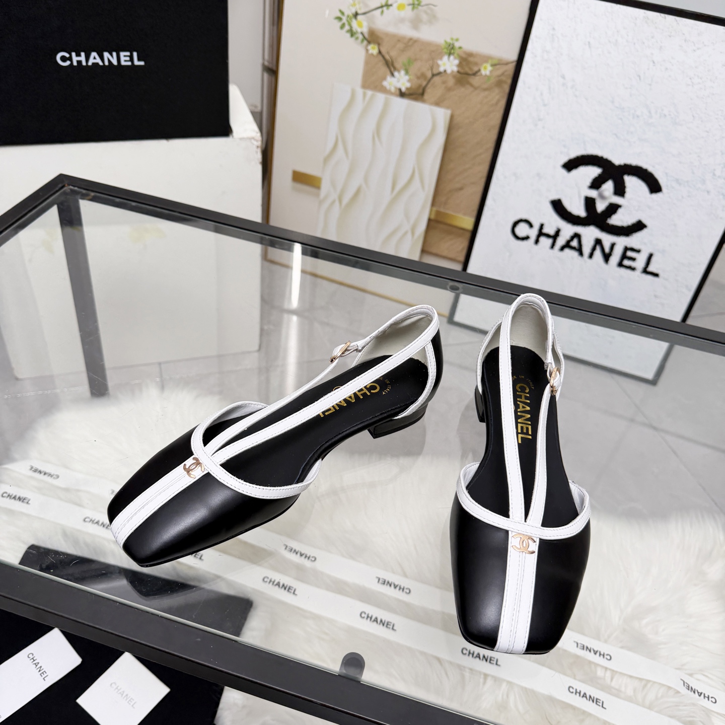 Chanel Style Leather Women's Shoes style reference detail image 5 from source 784203