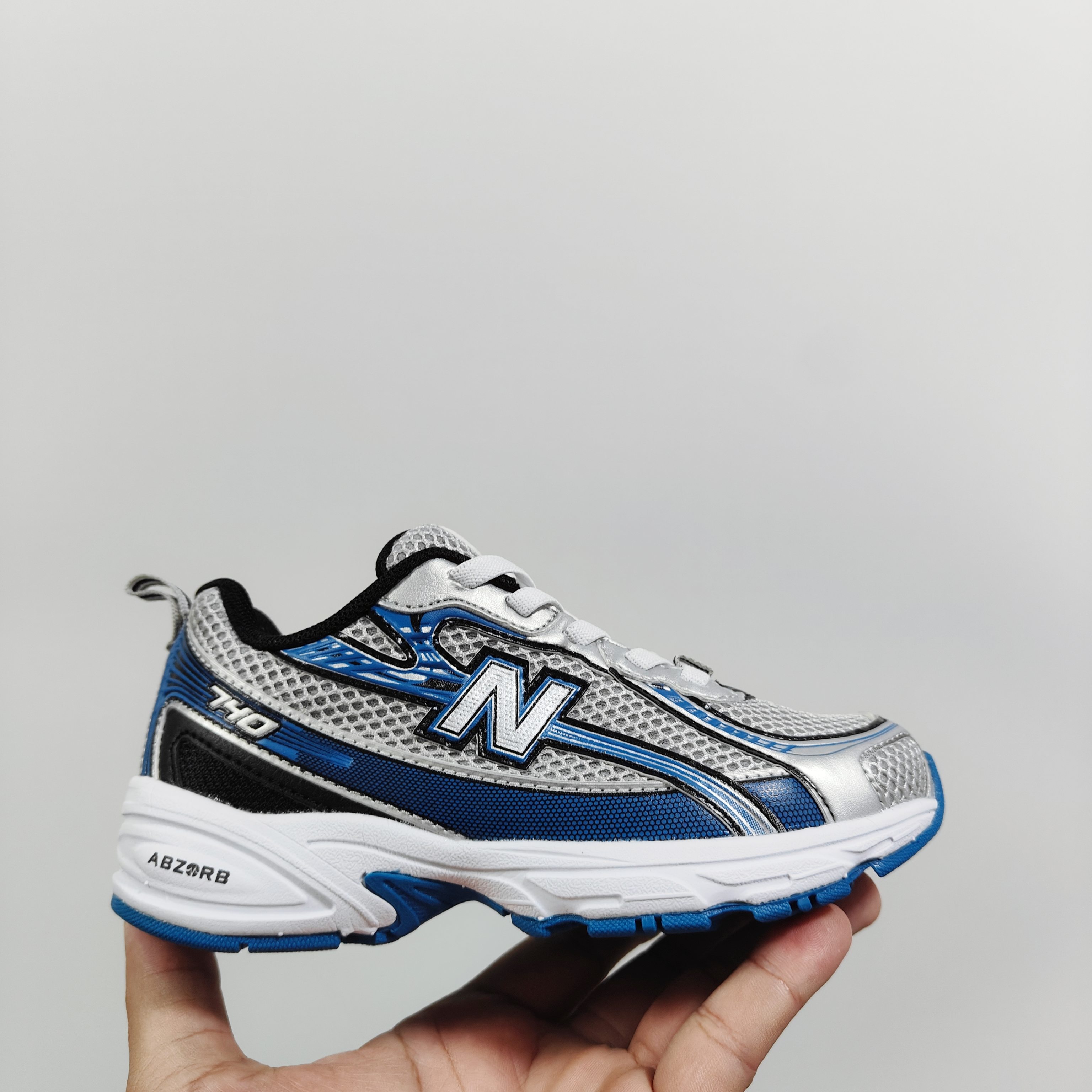 图片[3]-新配色出官方新品 NB 740童鞋26-37码 该系列传承了品牌的诸多优点，大胆创新！堪称经典系列里的经典，也是最为热门的系列！时隔一年，再次带来的童鞋，必属重磅～-选品中心