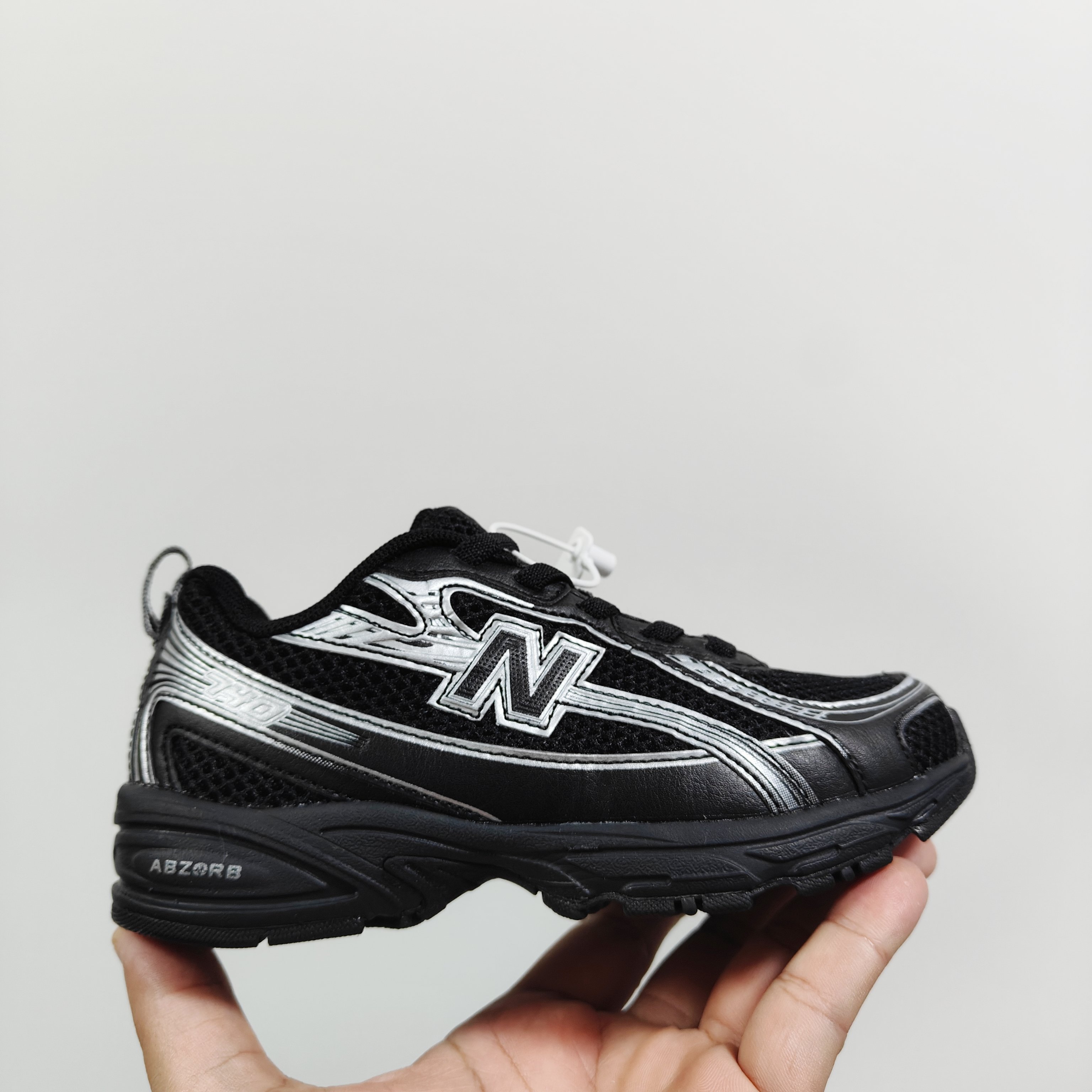 图片[3]-新配色出官方新品 NB 740童鞋26-37码 该系列传承了品牌的诸多优点，大胆创新！堪称经典系列里的经典，也是最为热门的系列！时隔一年，再次带来的童鞋，必属重磅～-选品中心