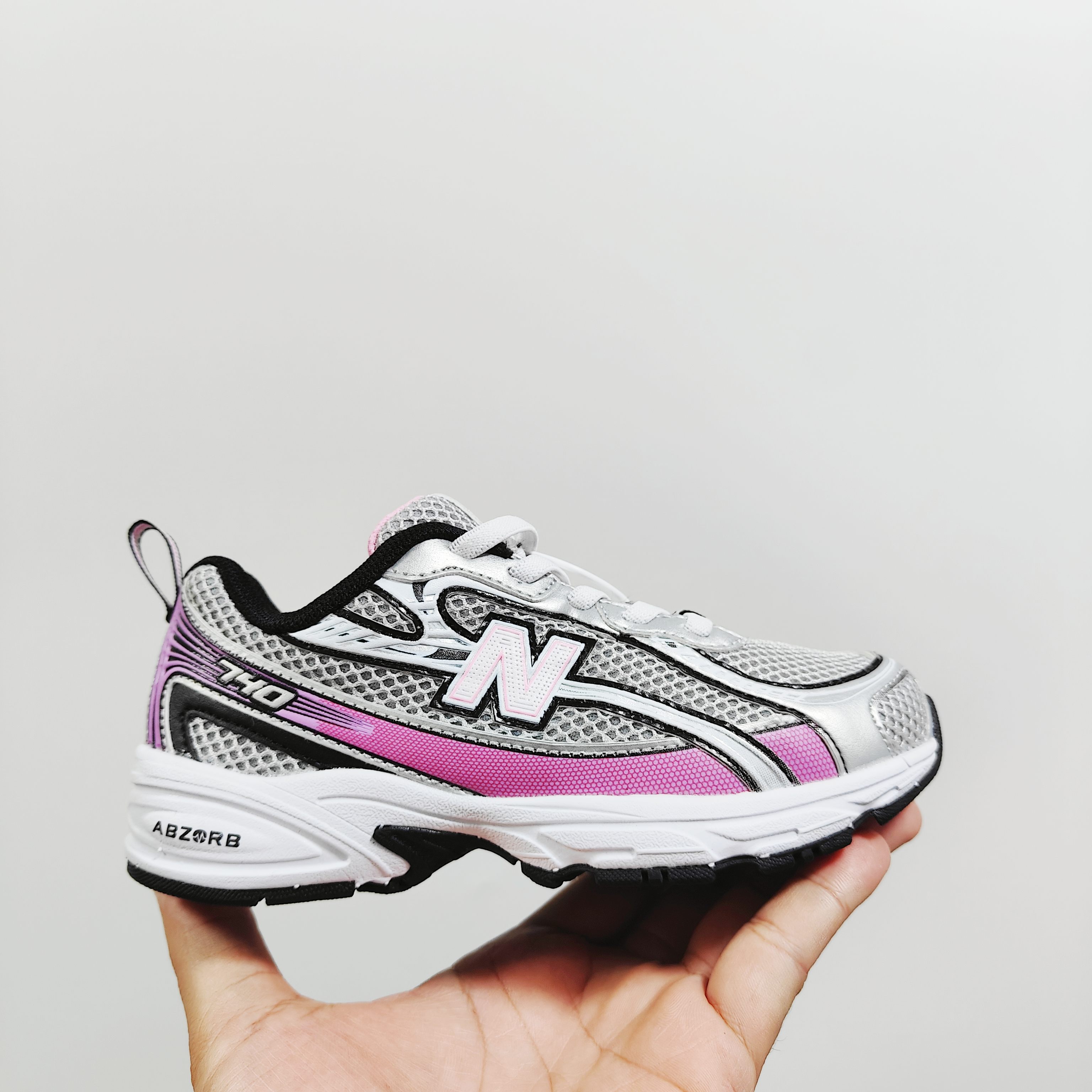 图片[7]-新配色出官方新品 NB 740童鞋26-37码 该系列传承了品牌的诸多优点，大胆创新！堪称经典系列里的经典，也是最为热门的系列！时隔一年，再次带来的童鞋，必属重磅～-选品中心