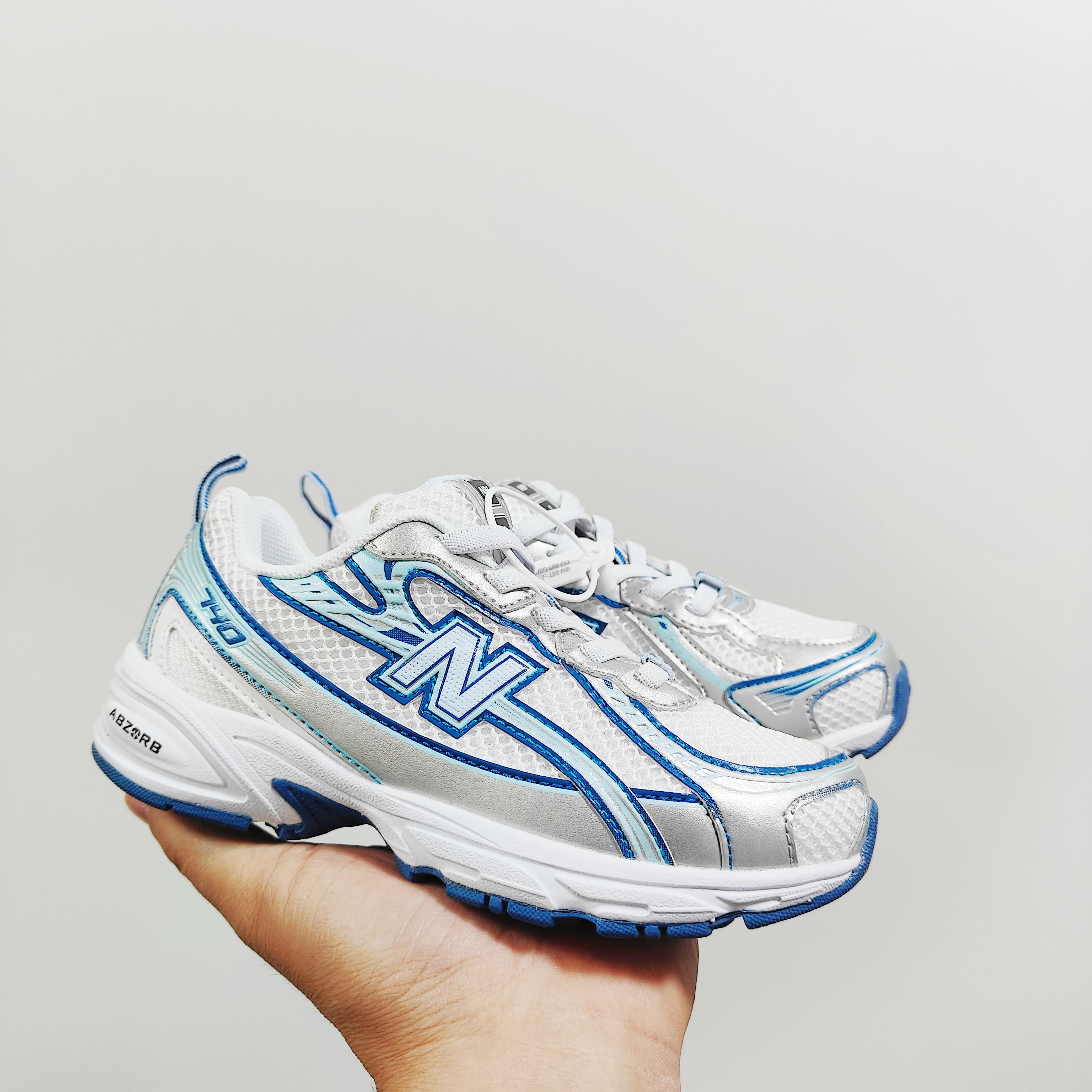 图片[2]-NB 740童鞋26-37码 该系列传承了品牌的诸多优点，堪称经典系列里的经典，也是最为热门的系列！时隔一年，再次带来的童鞋，必属重磅～-选品中心