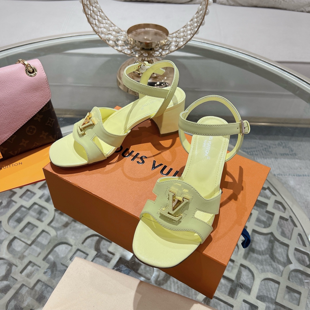 Louis Vuitton 2025 Spring/Summer Leather Heeled Sandals with Block Heel 6 i1719118537 4484 7