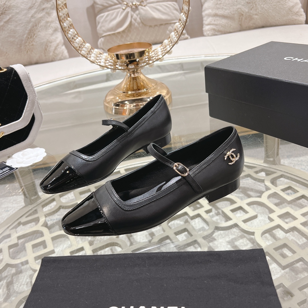 2024 Xiaoxiang Mary Jane: Elegant Empty Sandals with Fragrant Design - 图片 3