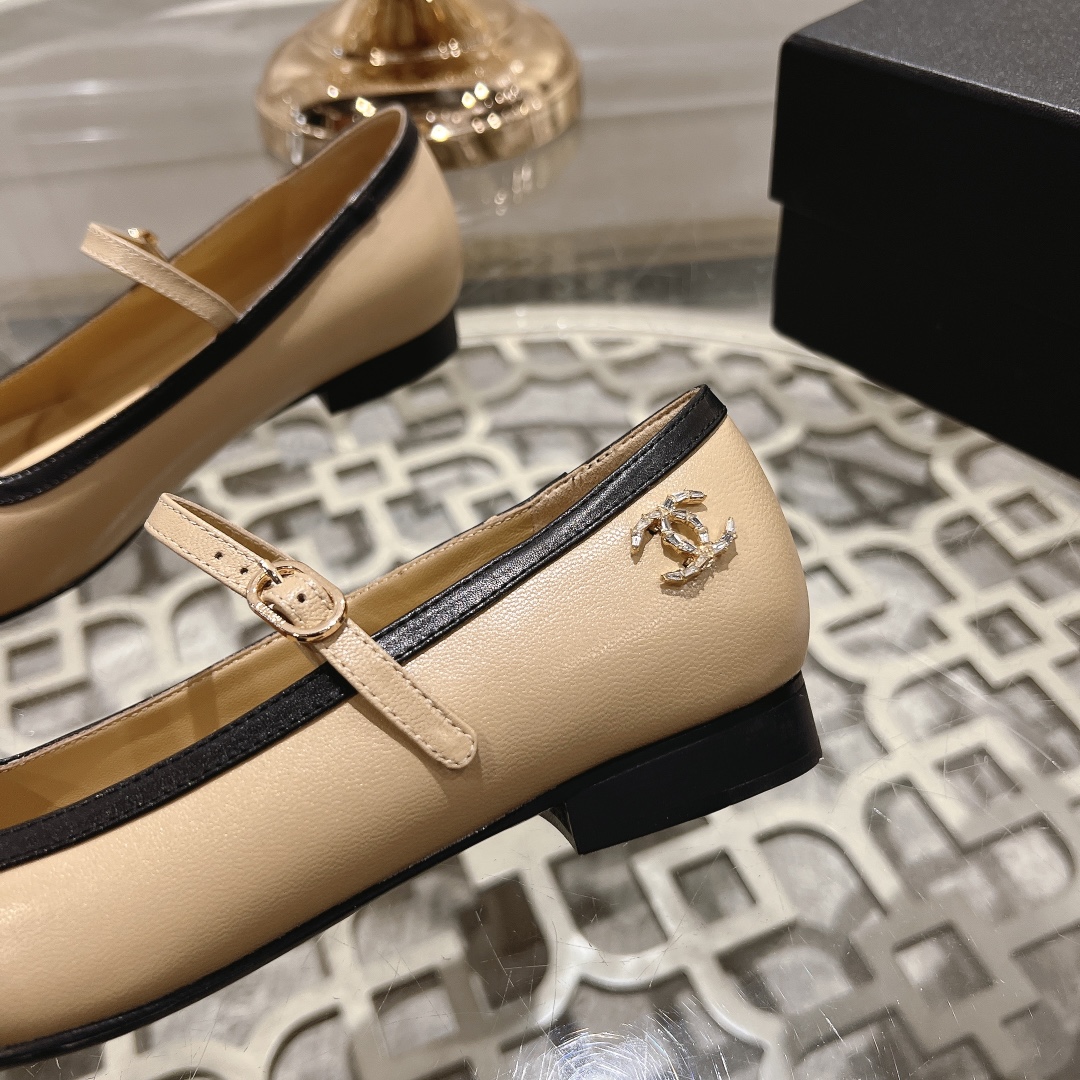 2024 Xiaoxiang Mary Jane: Stylish Empty Sandals with Fragrant Leather - 图片 7
