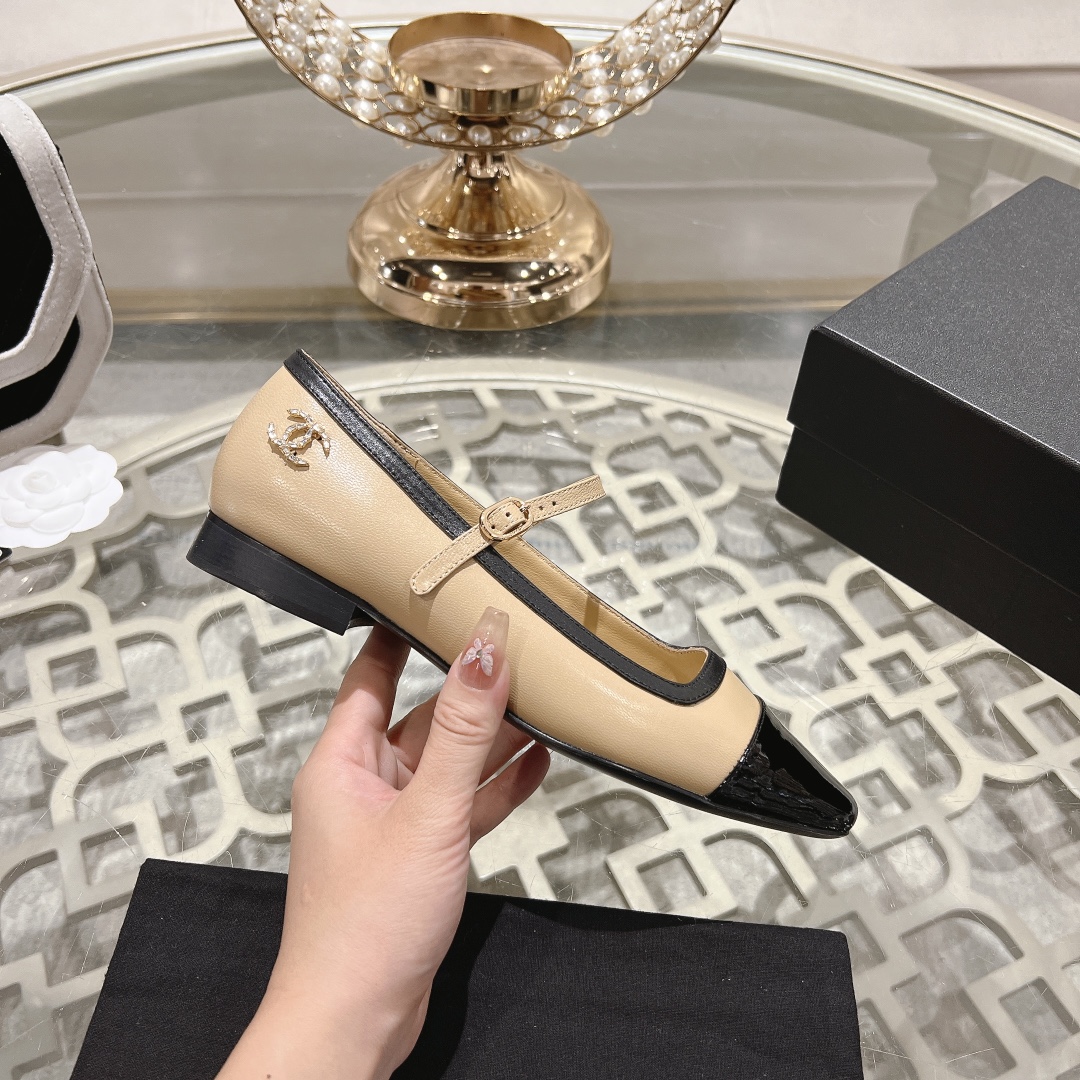 2024 Xiaoxiang Mary Jane: Stylish Empty Sandals with Fragrant Leather - 图片 3