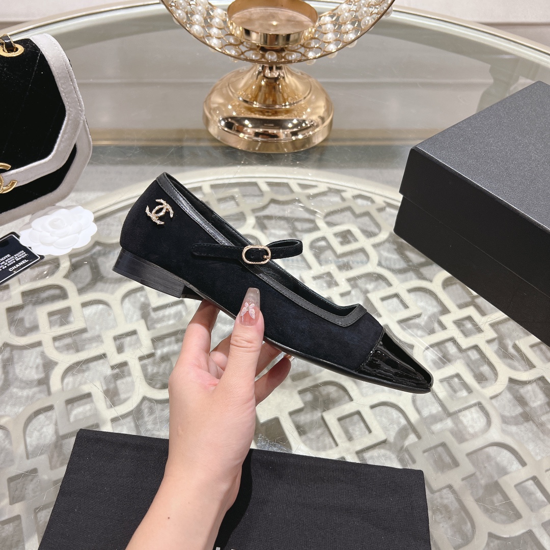 2024 Xiaoxiang Mary Jane: Stylish Empty Sandals with Fragrant Leather, Perfect Match - 图片 6