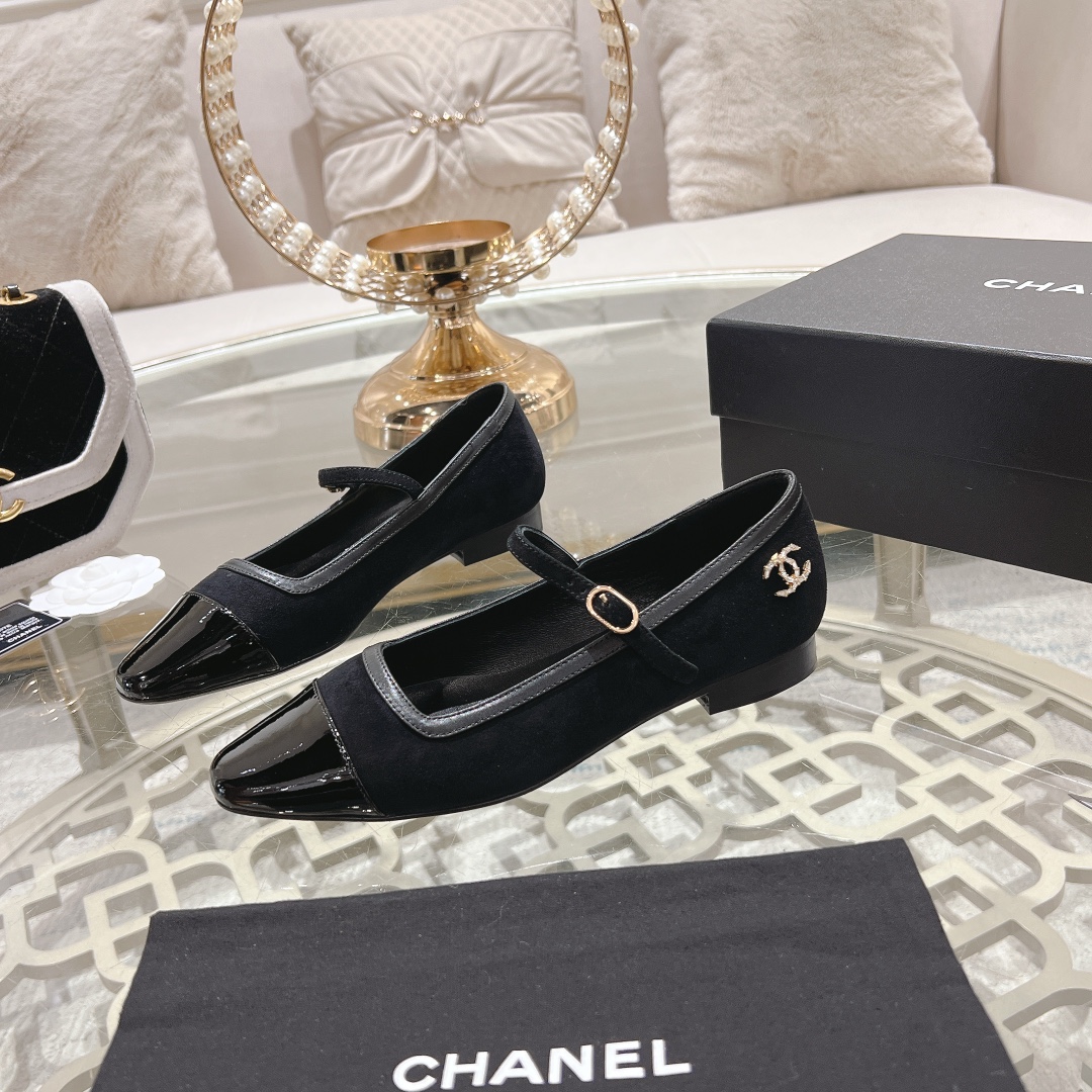 2024 Xiaoxiang Mary Jane: Stylish Empty Sandals with Fragrant Leather, Perfect Match - 图片 3