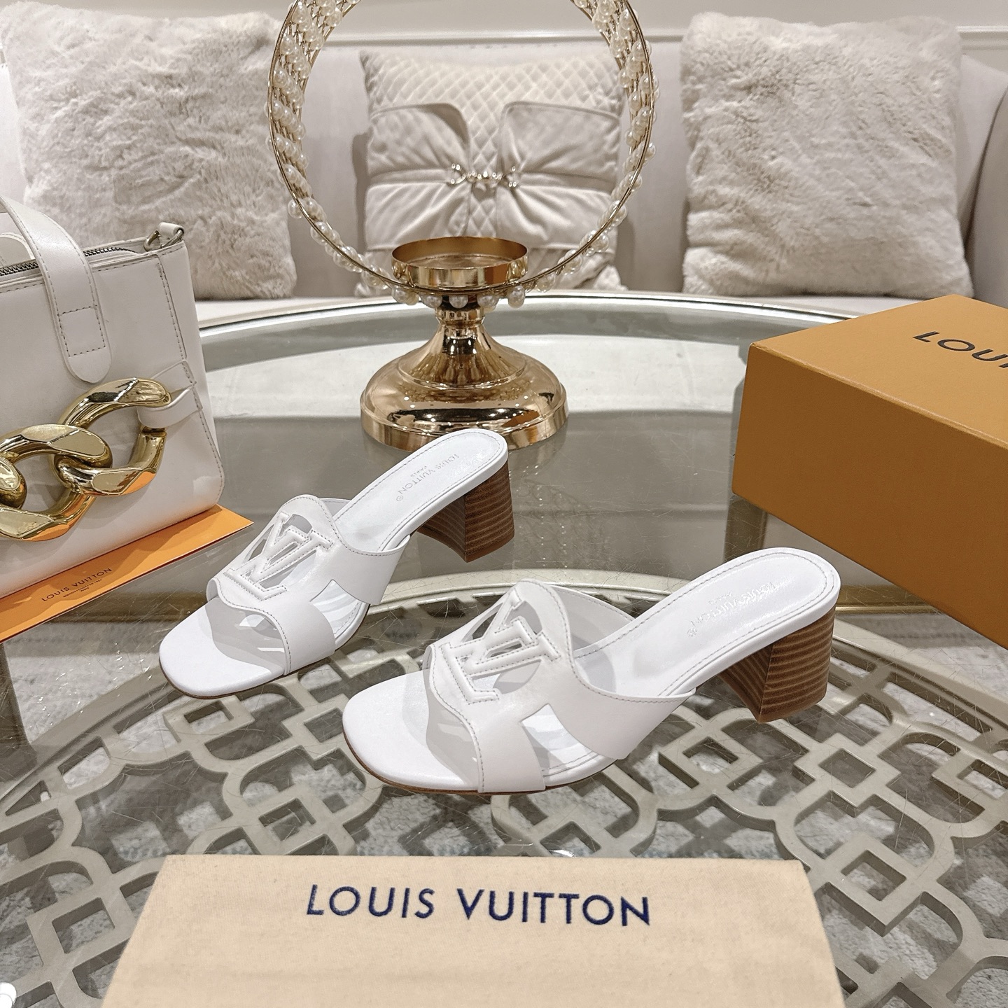 Louis Vuitton 2025 Spring/Summer White Leather Heeled Sandals - Stylish & Chic 2 i1743059859776 1686 0 2
