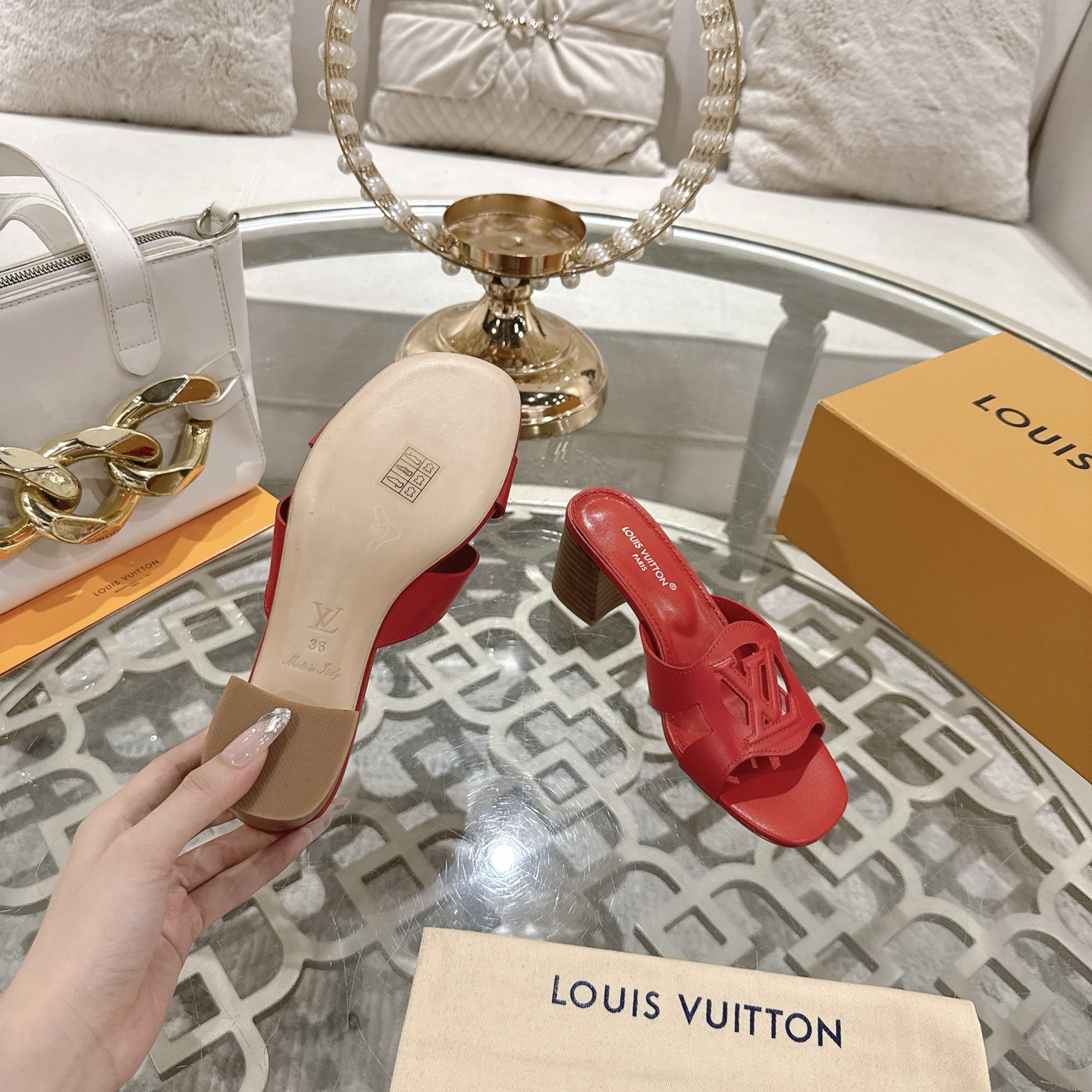 Louis Vuitton 2025SS Red Leather Block Heel Sandals with LV Logo 10 i1743059907301 9826 0 8