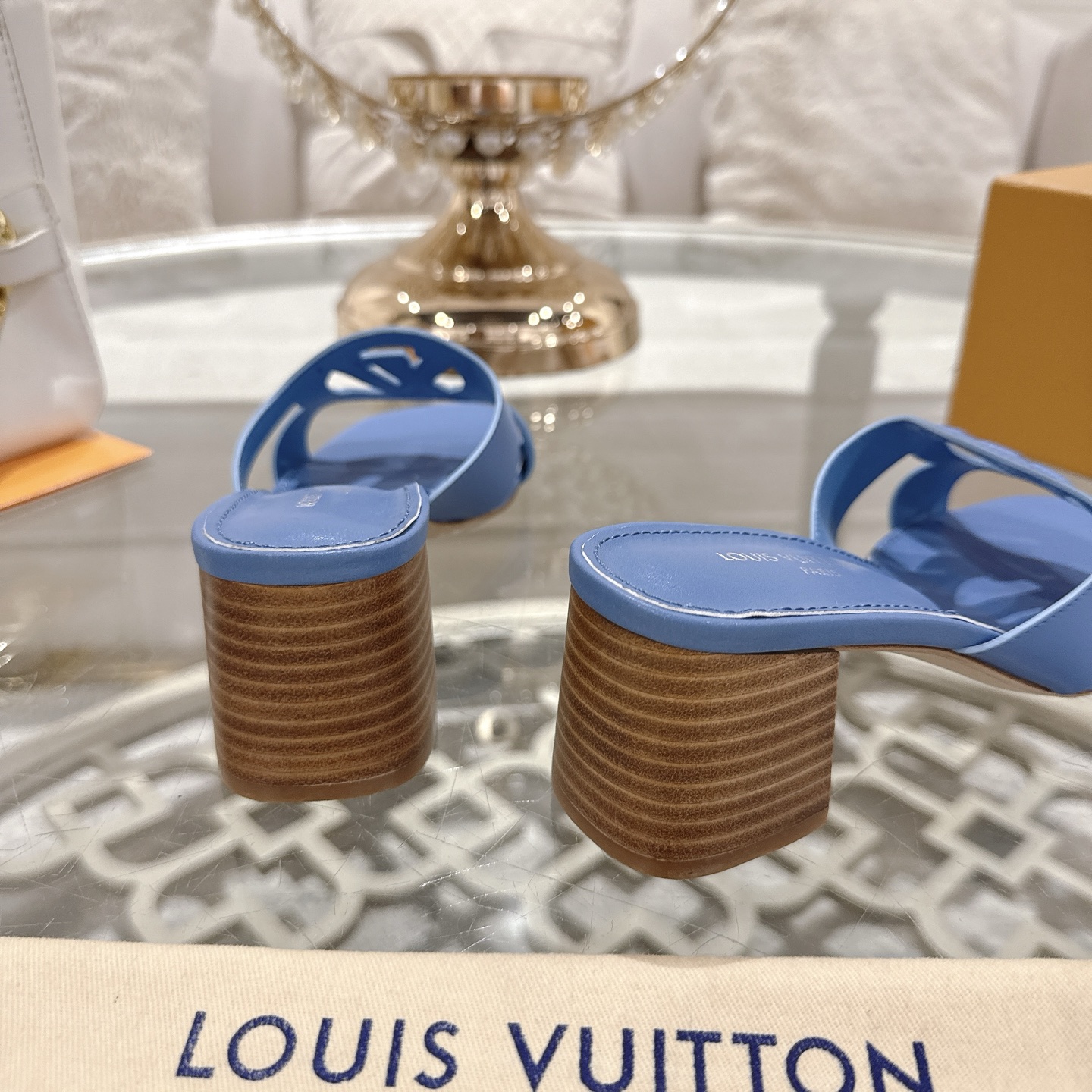 Louis Vuitton 2025 Spring/Summer Blue Leather Heeled Mules Sandals 8 i1743060046551 8681 0 6