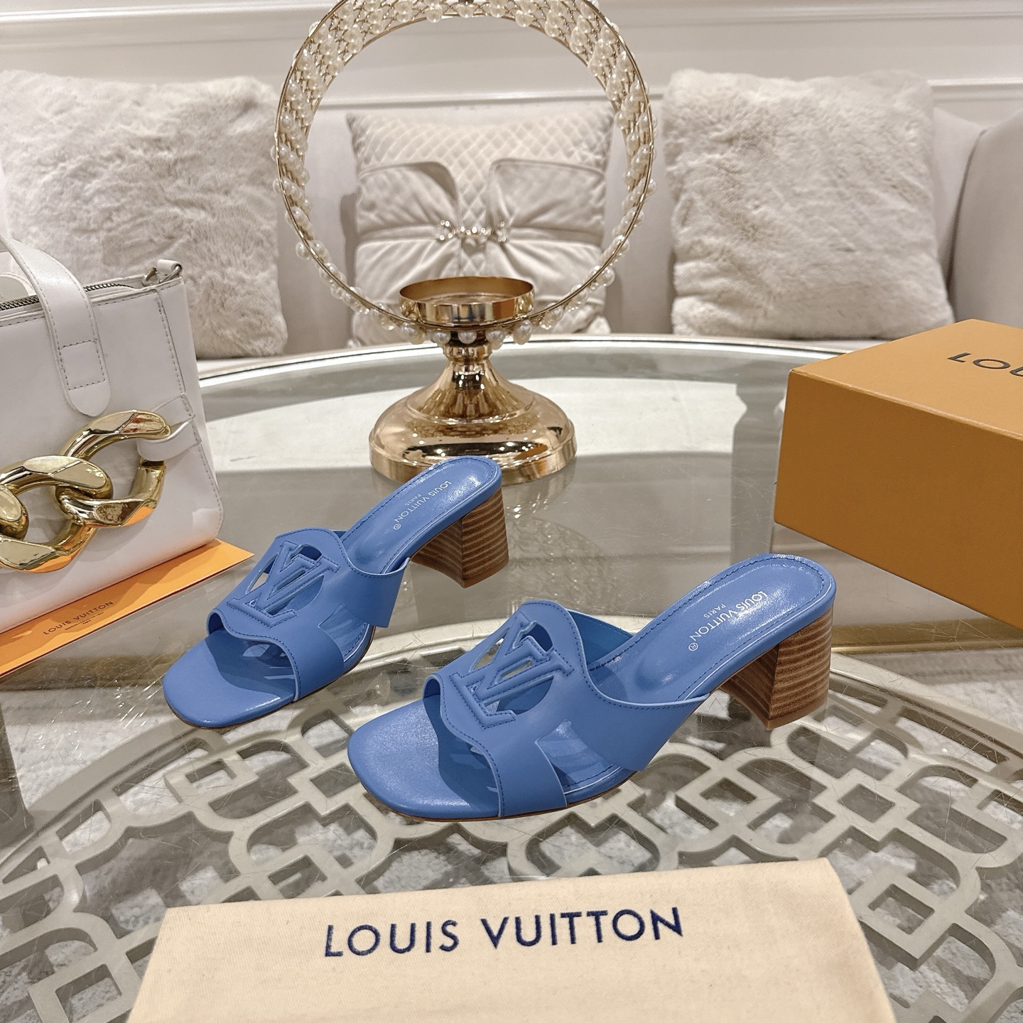 Louis Vuitton 2025 Spring/Summer Blue Leather Heeled Mules Sandals 2 i1743060047342 4668 0 2