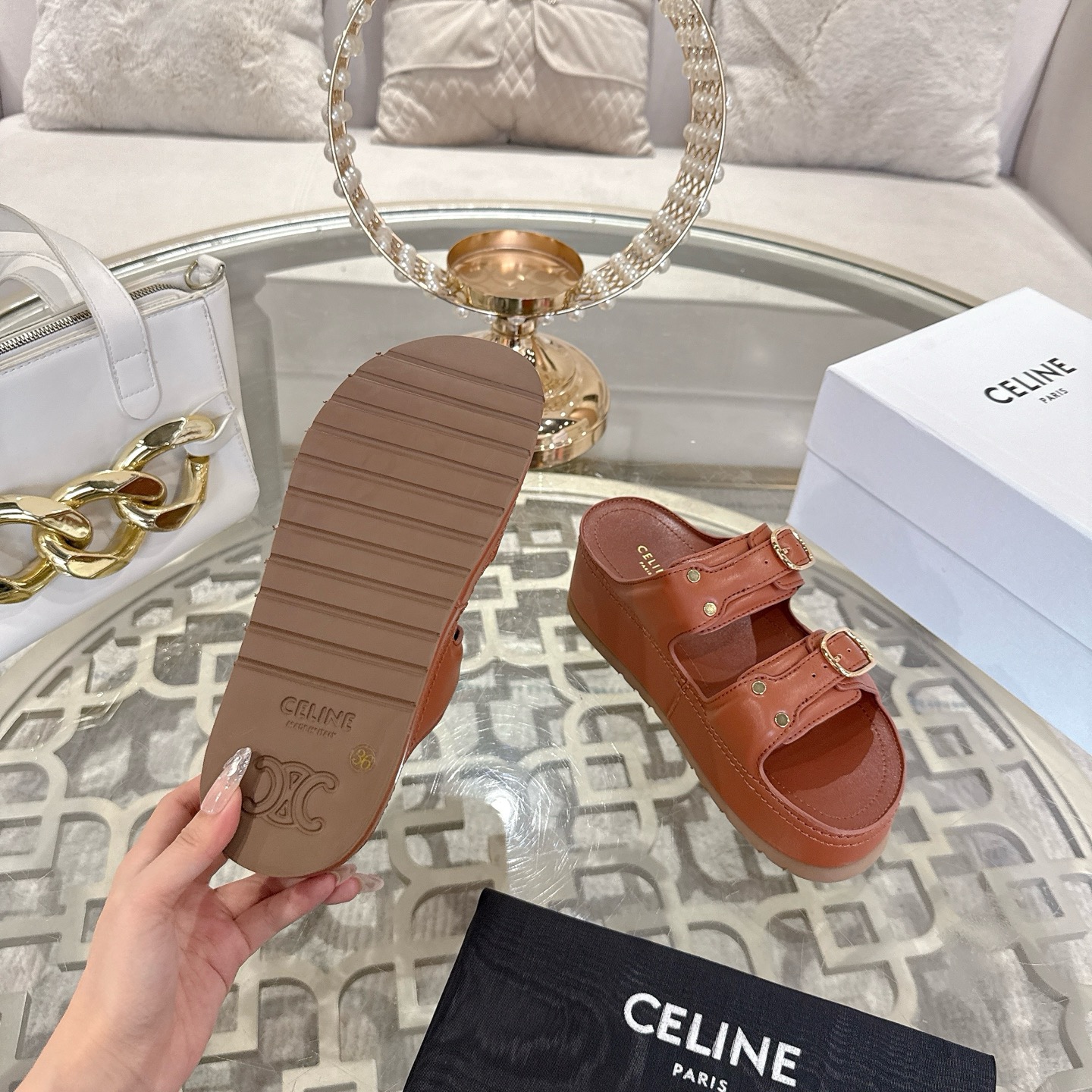 Celine 25SS New Roman Triumph Thick Sole Sandals Beach Slippers 10 i1743138222822 8449 0 8