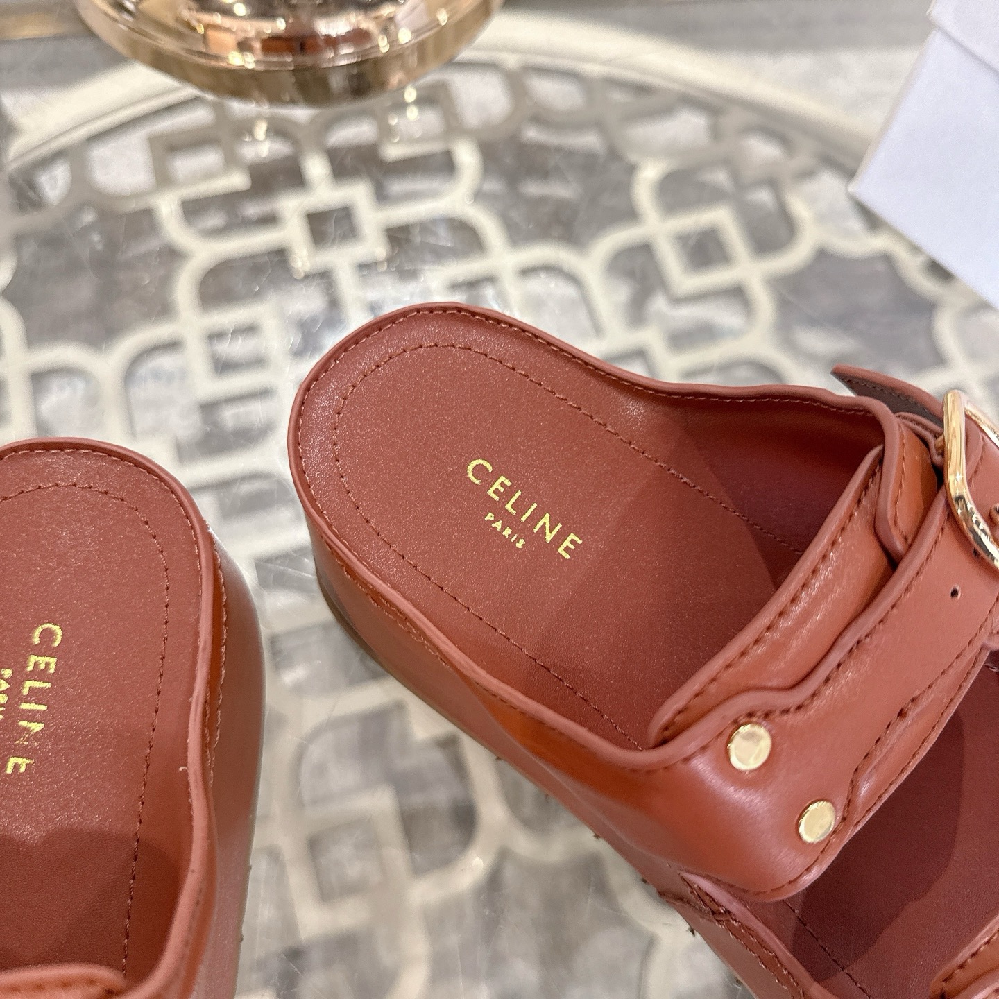 Celine 25SS New Roman Triumph Thick Sole Sandals Beach Slippers 8 i1743138222825 9430 0 6