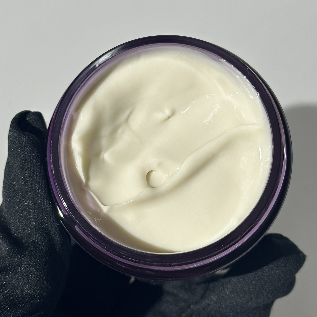 55💰
科颜氏紫玻A面霜75ml！