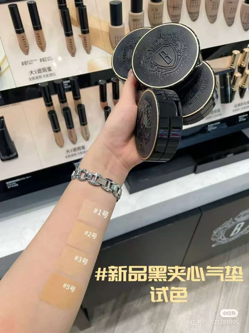 45. Bobbi Brown Black Cushion Foundation 12g 🔜 Calidad 1:1❗️2 tonos: 01# PORCELAIN, 02# EXTRA LIGHT. 【Nuevo】Bobbi Brow…