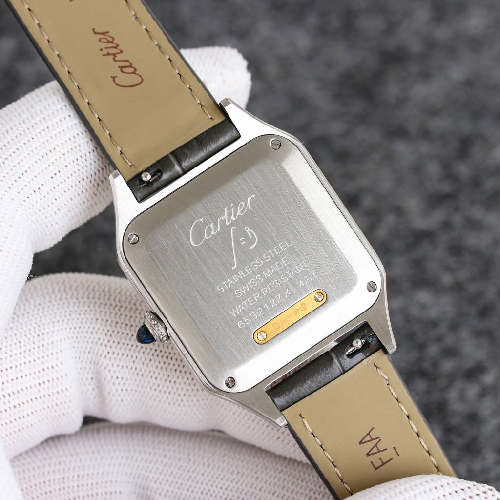 New Cartier Santos-Dumont Series with Swiss Movement Unveiled at Geneva Exhibition - 图片 7