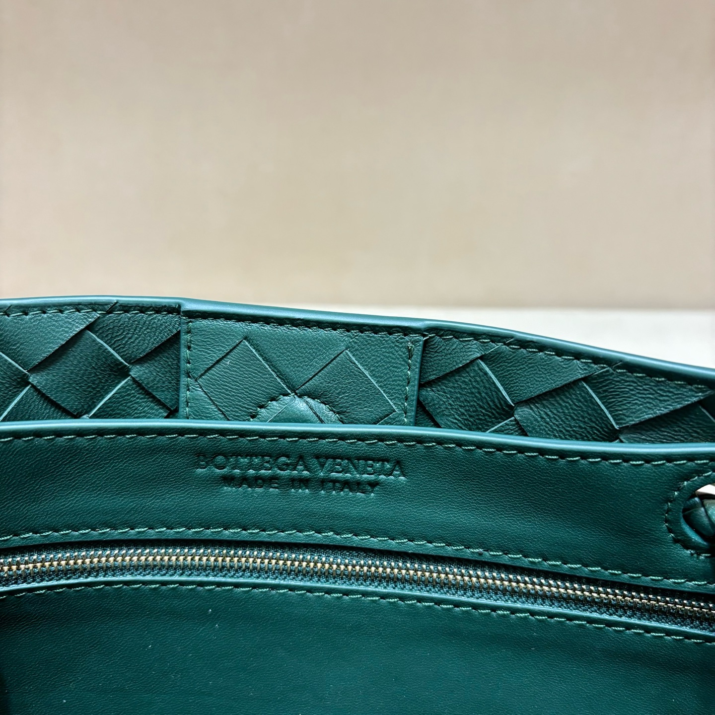 顶级🅿️2058 小号手提包 - 編織風スタイルと多様な背負い方