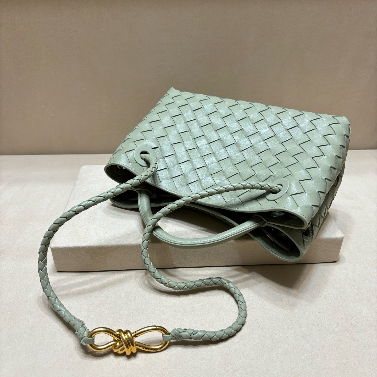 顶级🅿️2058 Intrecciato編織皮革手提包 - 春夏新作の多様なデザイン