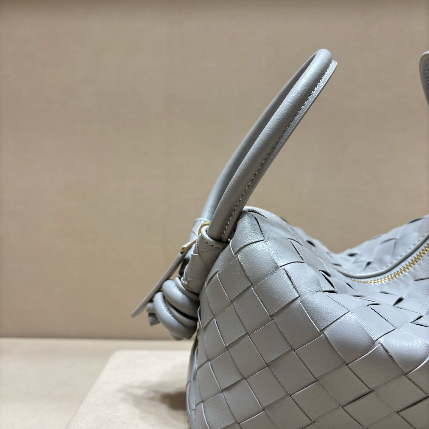 顶级🅿️1155 Loop手袋 - 超大環扣で多機能デザイン