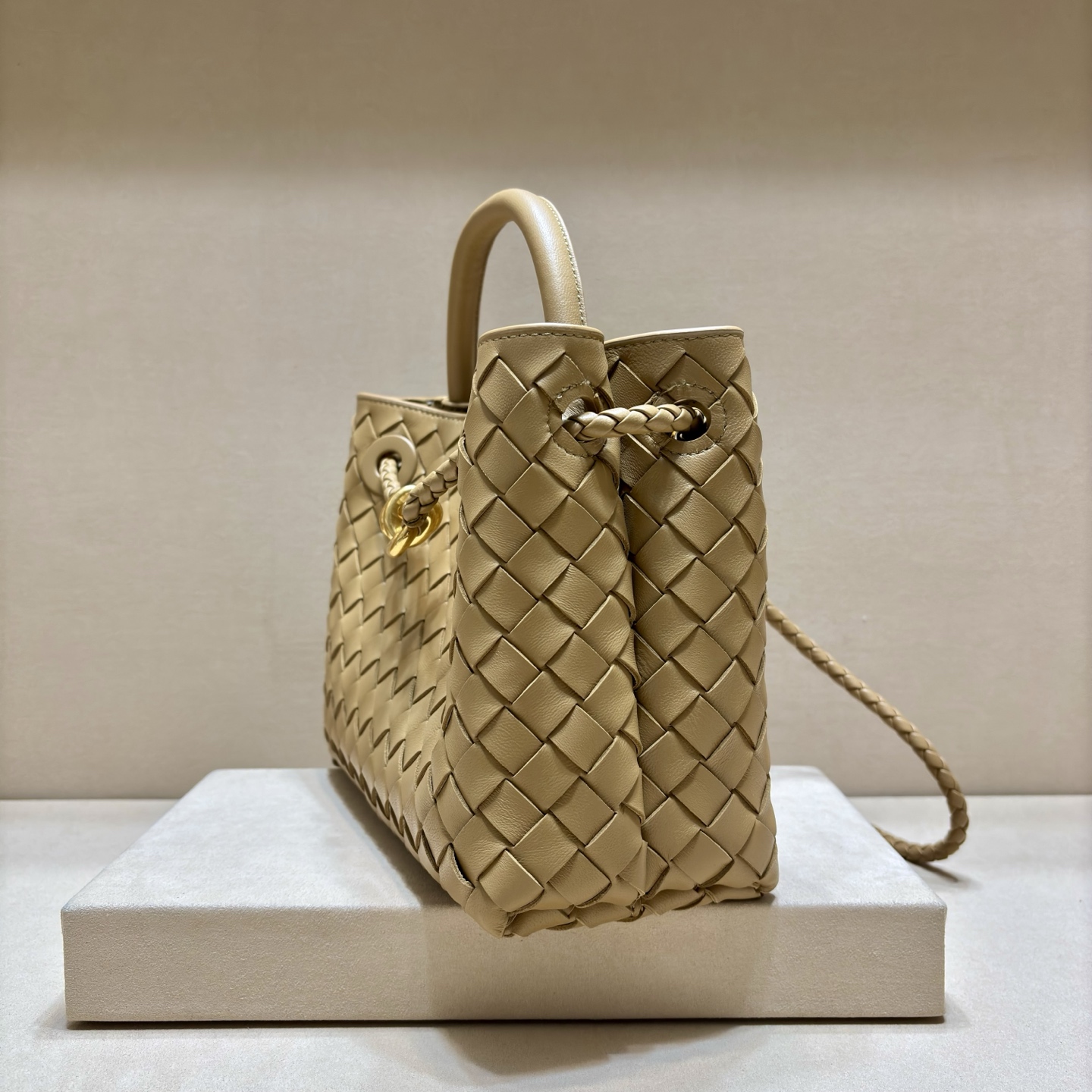 顶级🅿️2058 Intrecciato編み込み小型手提げバッグ