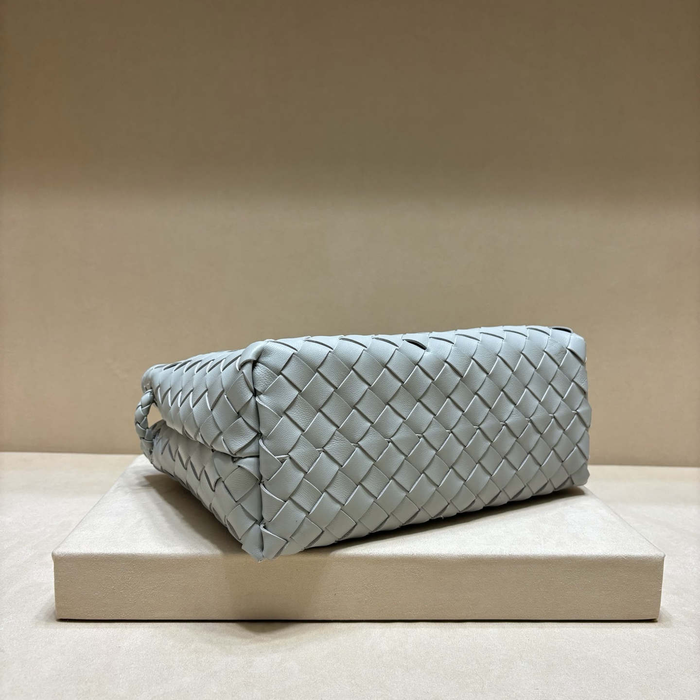 顶级🅿️2058 春夏新作 編織風小型手提げバッグ