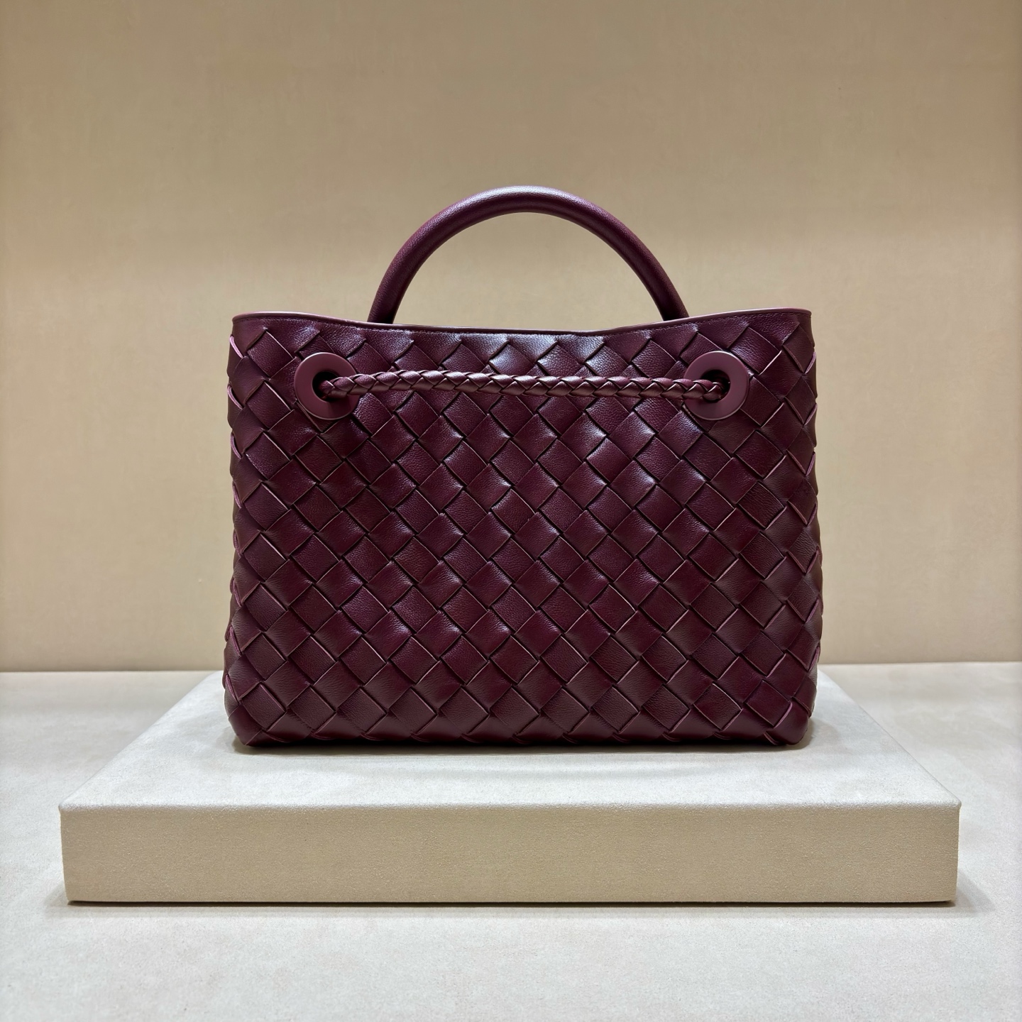 顶级🅿️2058 小号手提バッグ - 編織風スタイルと金属ディテール