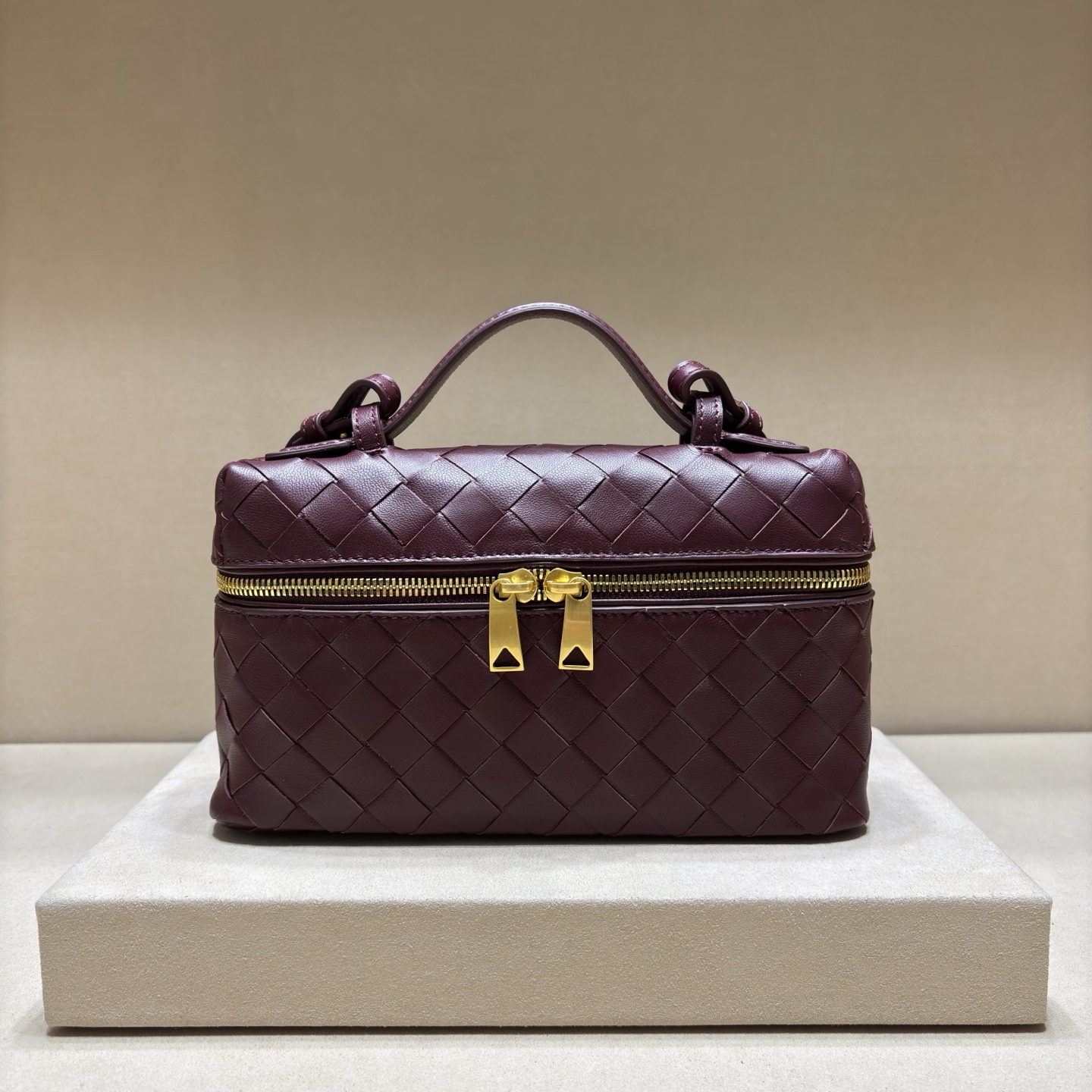 顶级🅿️1470 春夏編み込みラウンドファスナーショルダーバッグ