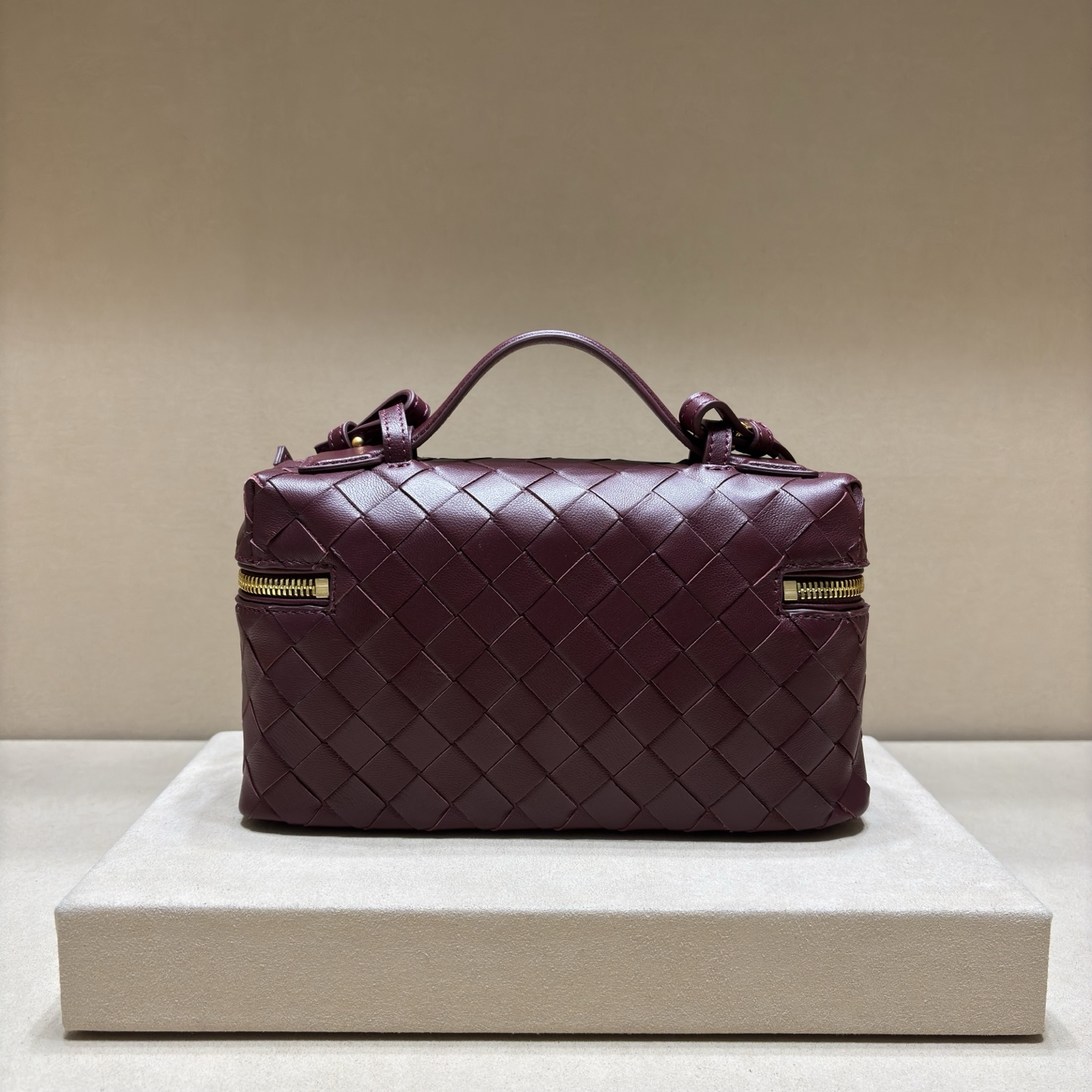 顶级🅿️1470 春夏編み込みラウンドファスナーショルダーバッグ