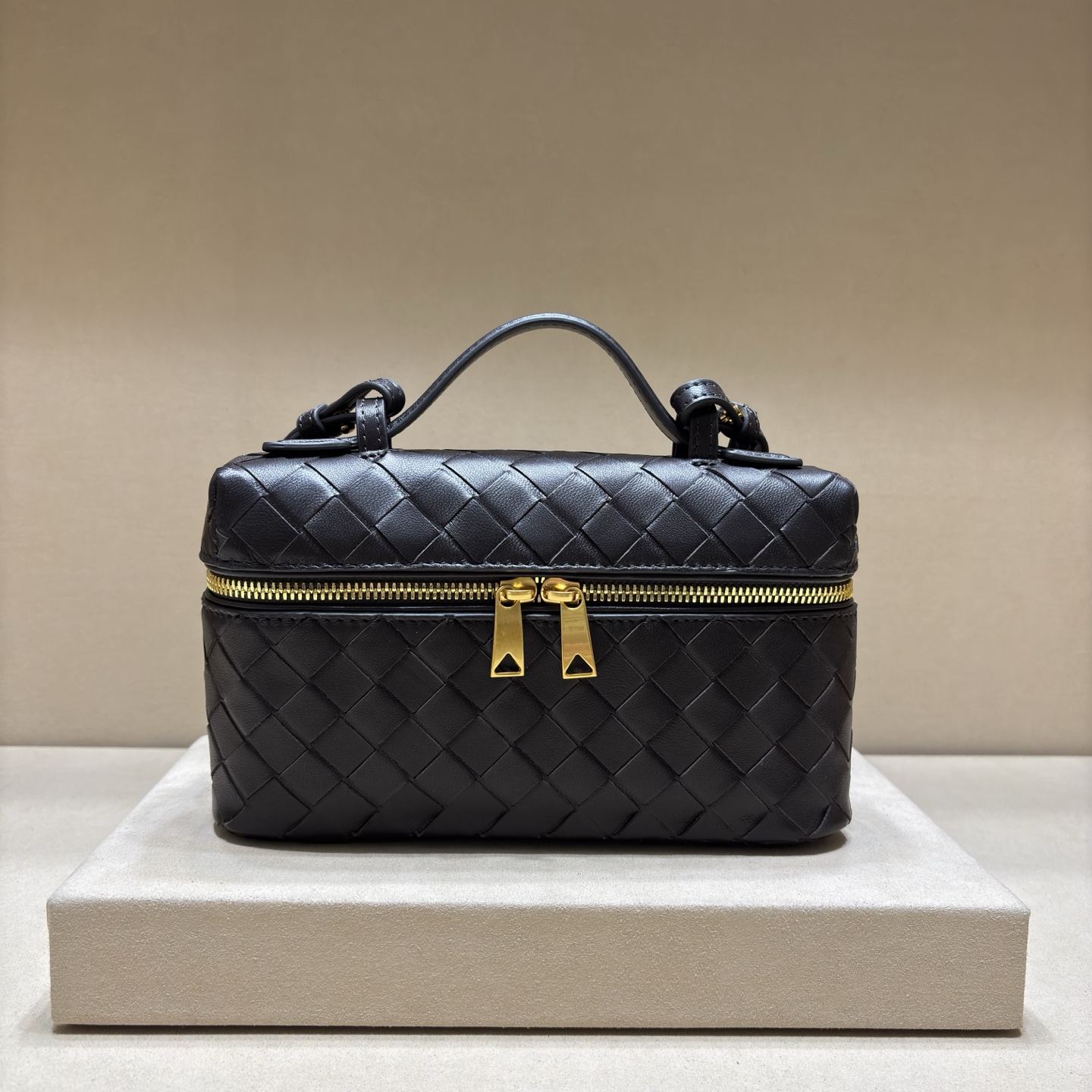 顶级🅿️1470 春夏編み込みラウンドジッパーショルダーバッグ - 化粧ポーチにも最適