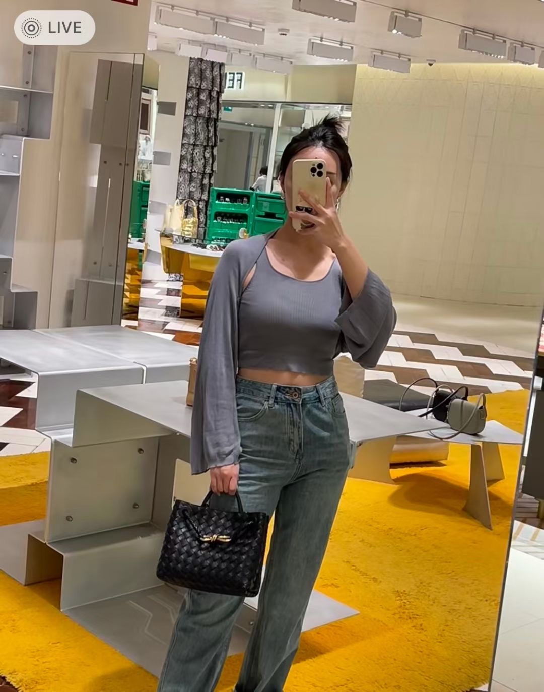 顶级🅿️2058 小号手提バッグ - 編織デザインと金属ディテール