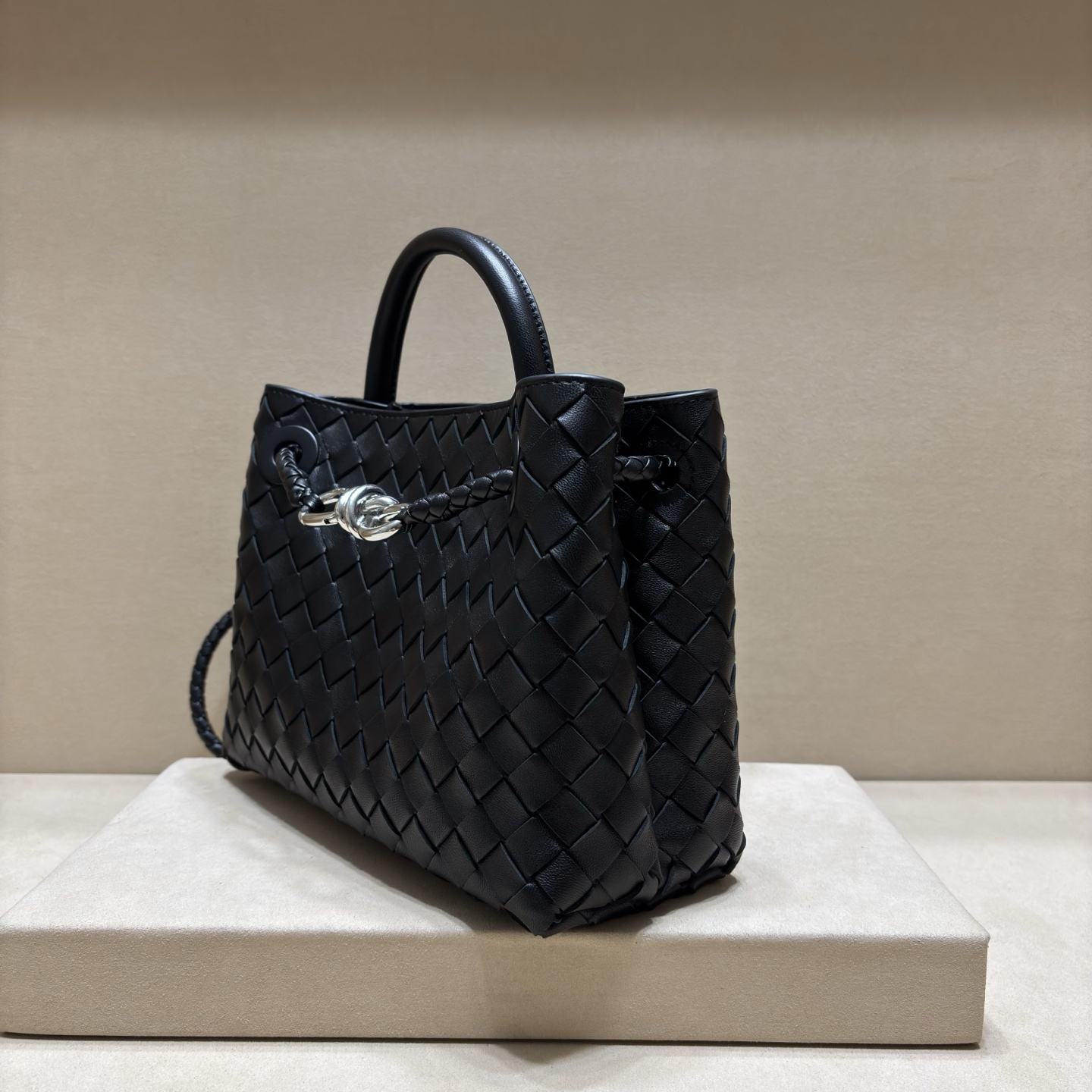 顶级🅿️2058 Intrecciato編織小号手提包 - 多様なスタイルに対応