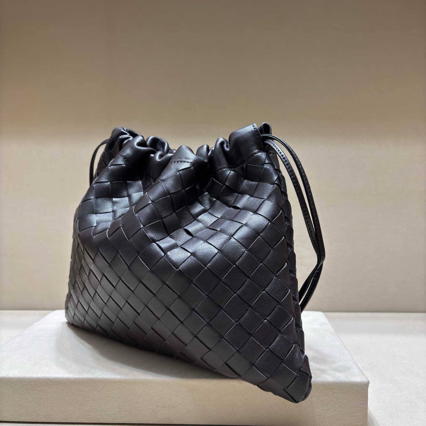 顶级🅿️1218 抽绳Dustbagバッグ - クラシックな編みデザインと軽量な使い心地