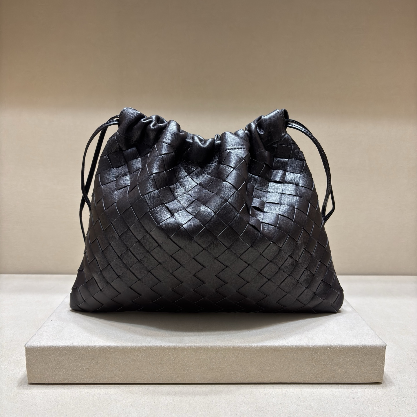 顶级🅿️1218 抽绳Dustbagバッグ - クラシックな編みデザインと軽量な使い心地