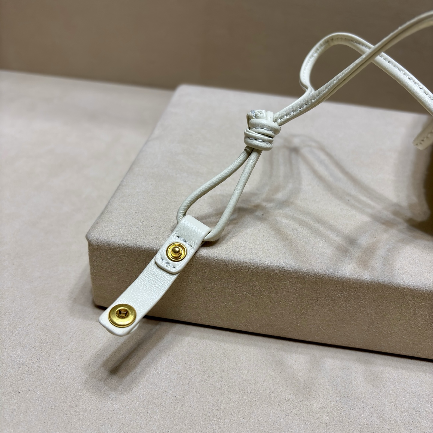 顶级🅿️1218 抽绳デザインのDustbag - スタイリッシュで軽量なバッグ