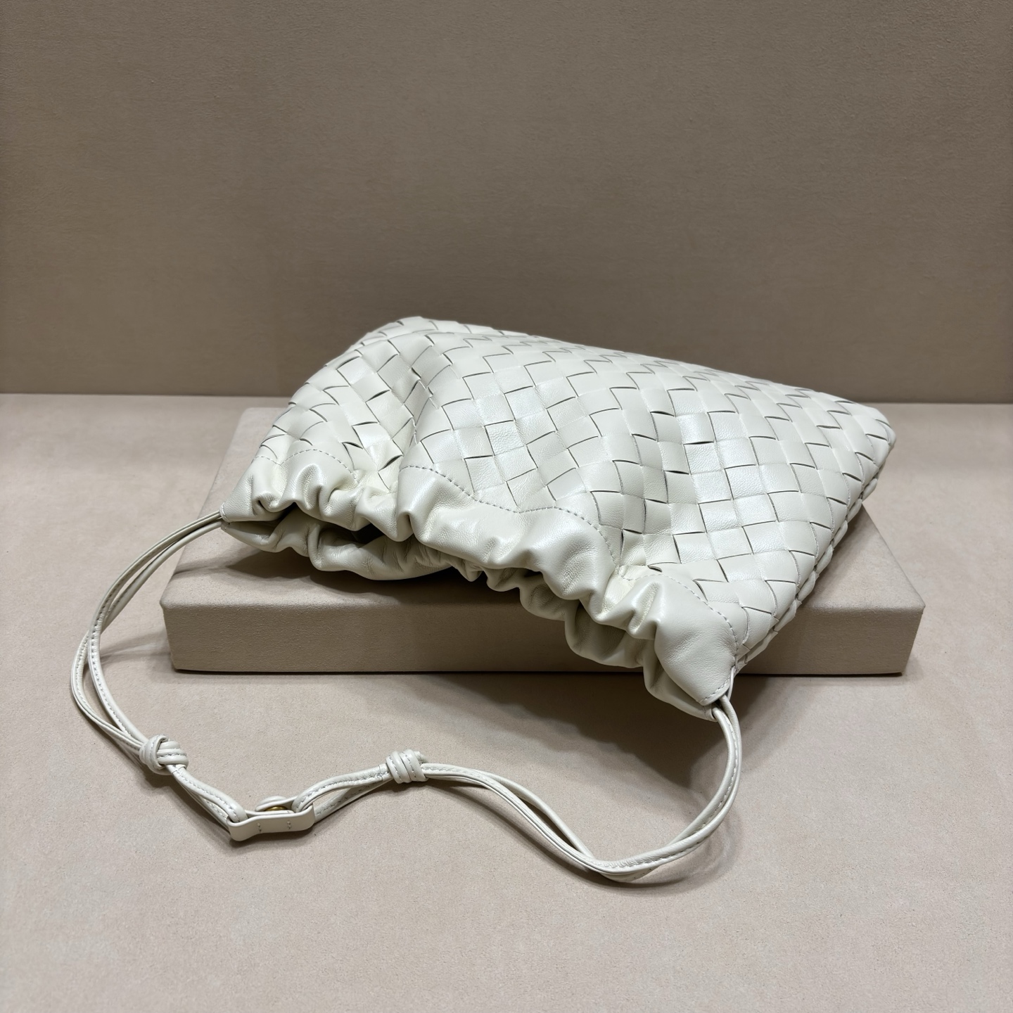 顶级🅿️1218 抽绳デザインのDustbag - スタイリッシュで軽量なバッグ