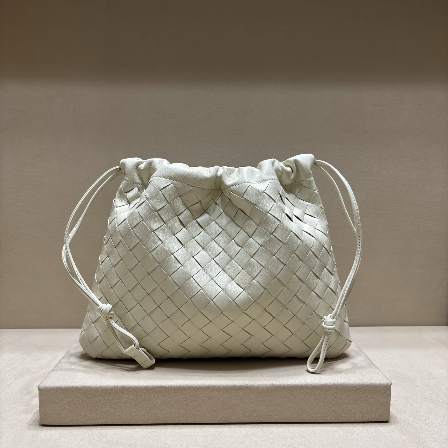 顶级🅿️1218 抽绳デザインのDustbag - スタイリッシュで軽量なバッグ