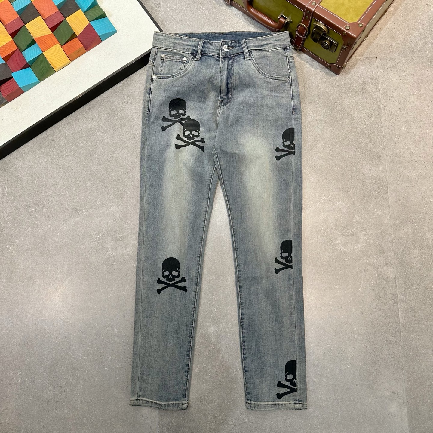 Mastermind Japan 2025SS Men’s Mono-Cowjacks: High-Grade Water-Washed Denim Collection Launch - 图片 2