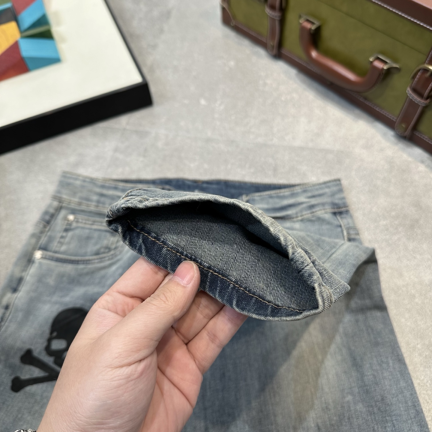 Mastermind Japan 2025SS Men’s Mono-Cowjacks: High-Grade Water-Washed Denim Collection Launch - 图片 7