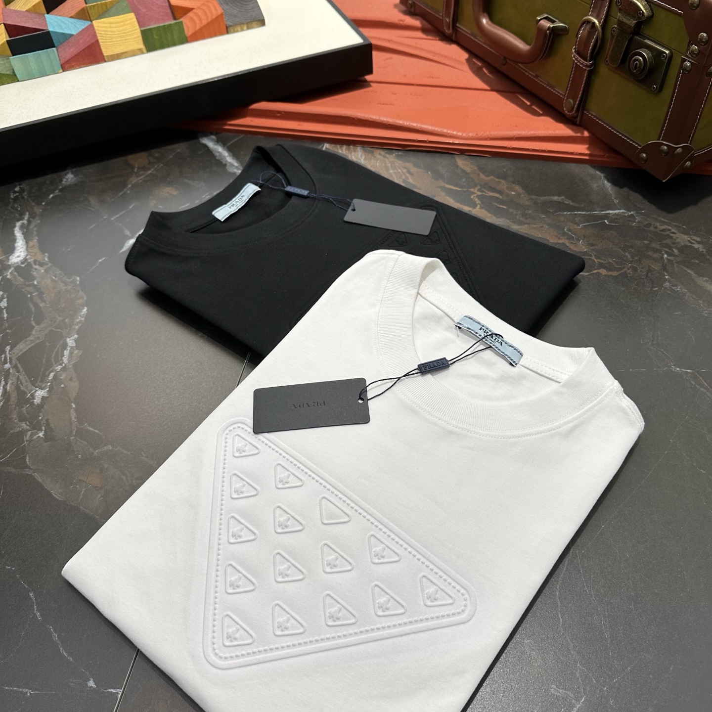 NO:416948,PRAD25 summer men's round neck short sleeves S-2XL, prada, T-shirt, alexander wang19860909PRAD25夏季男士圆领短袖 码数S-2XL,,prada,T-shirt,alexander wang,Men's clothing