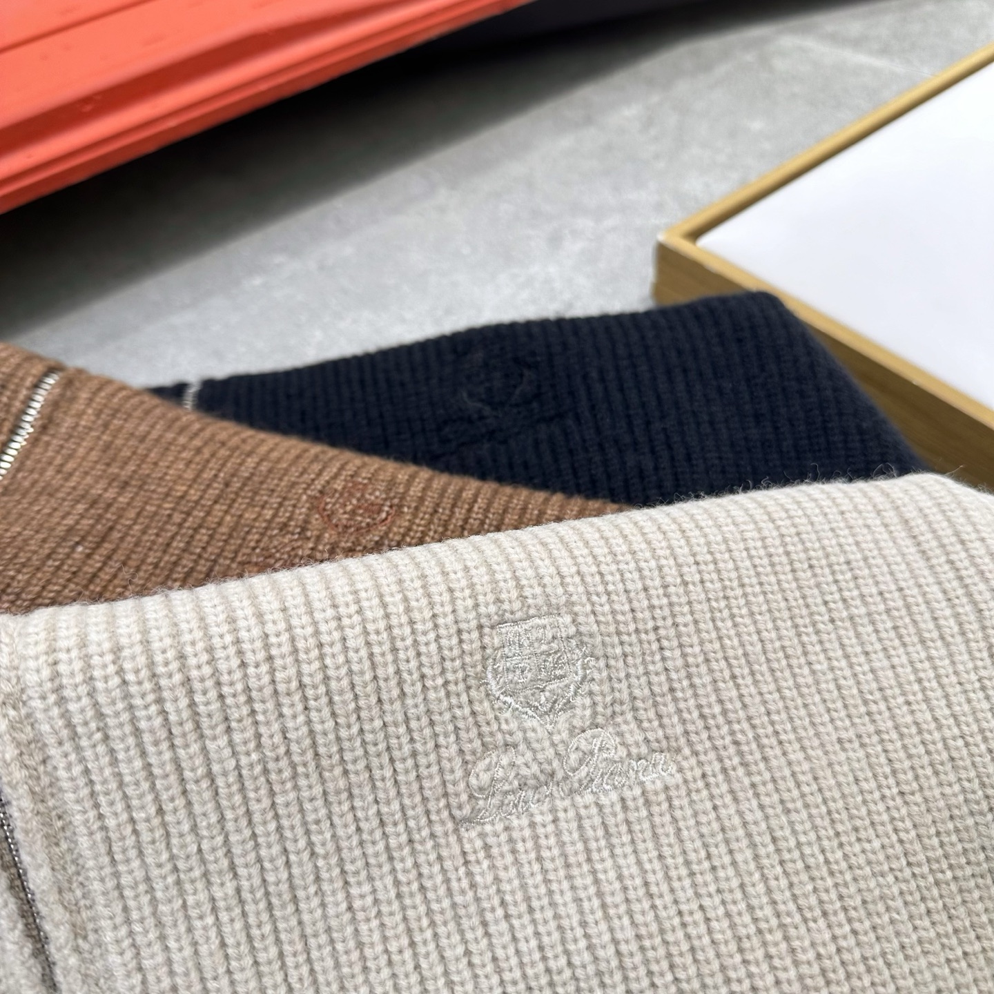 NO:725979,Can be used after the new year L new autumn and winter men's wool jacket with removable hood Size M-3XL,,jackets & coats,hats,19860909可年后 L秋冬男士新品羊毛外套 帽子可拆卸 码数M-3XL,,jackets & coats,hats,,Men's clothing