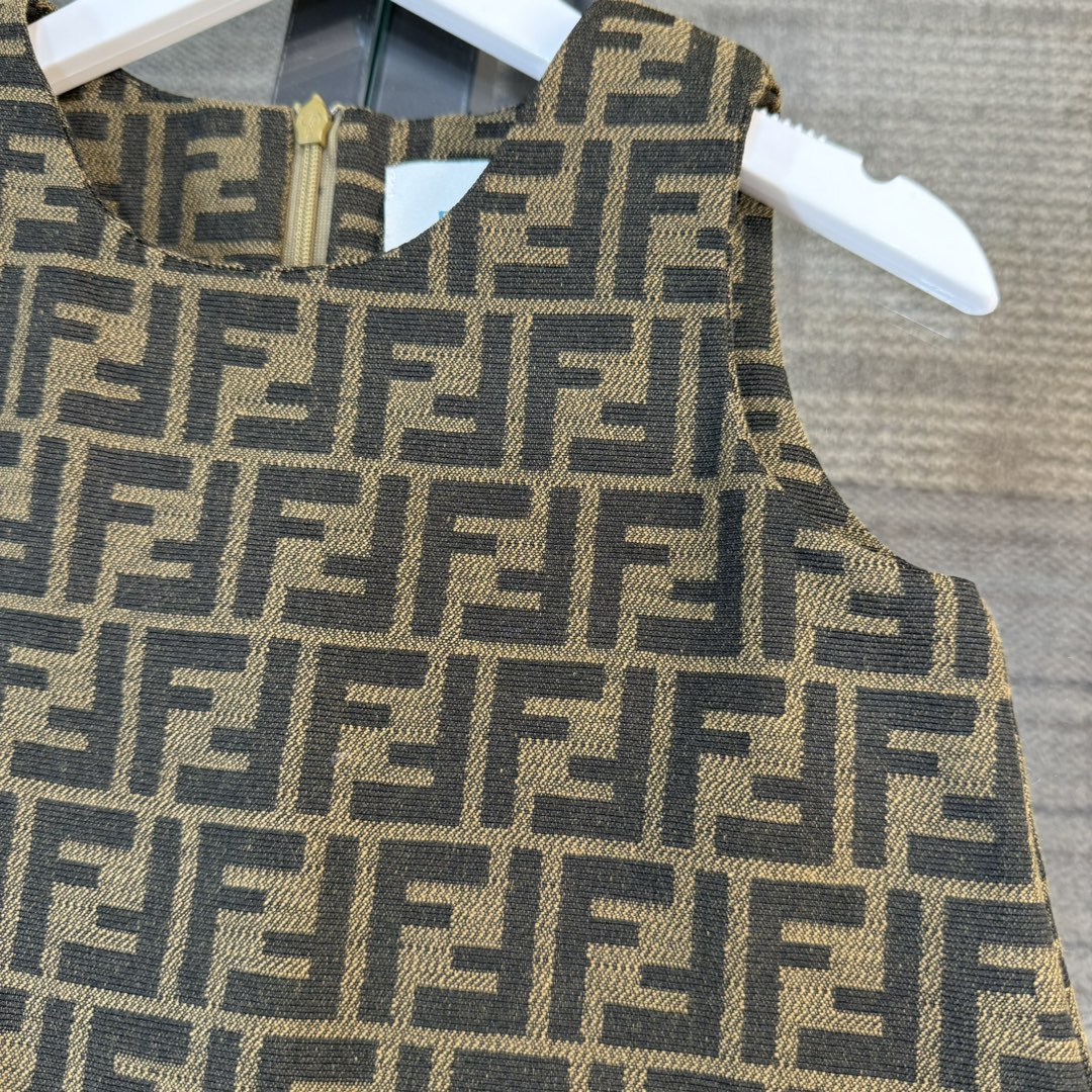 Fendi Haute Couture Haute Couture Ready-to-Wear Clothing Dress Jacket 4
