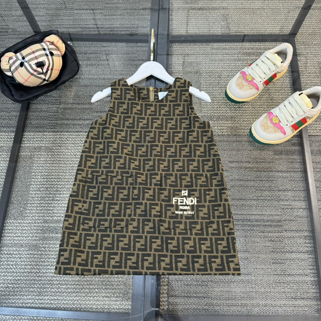 Fendi Haute Couture Haute Couture Ready-to-Wear Clothing Dress Jacket 9