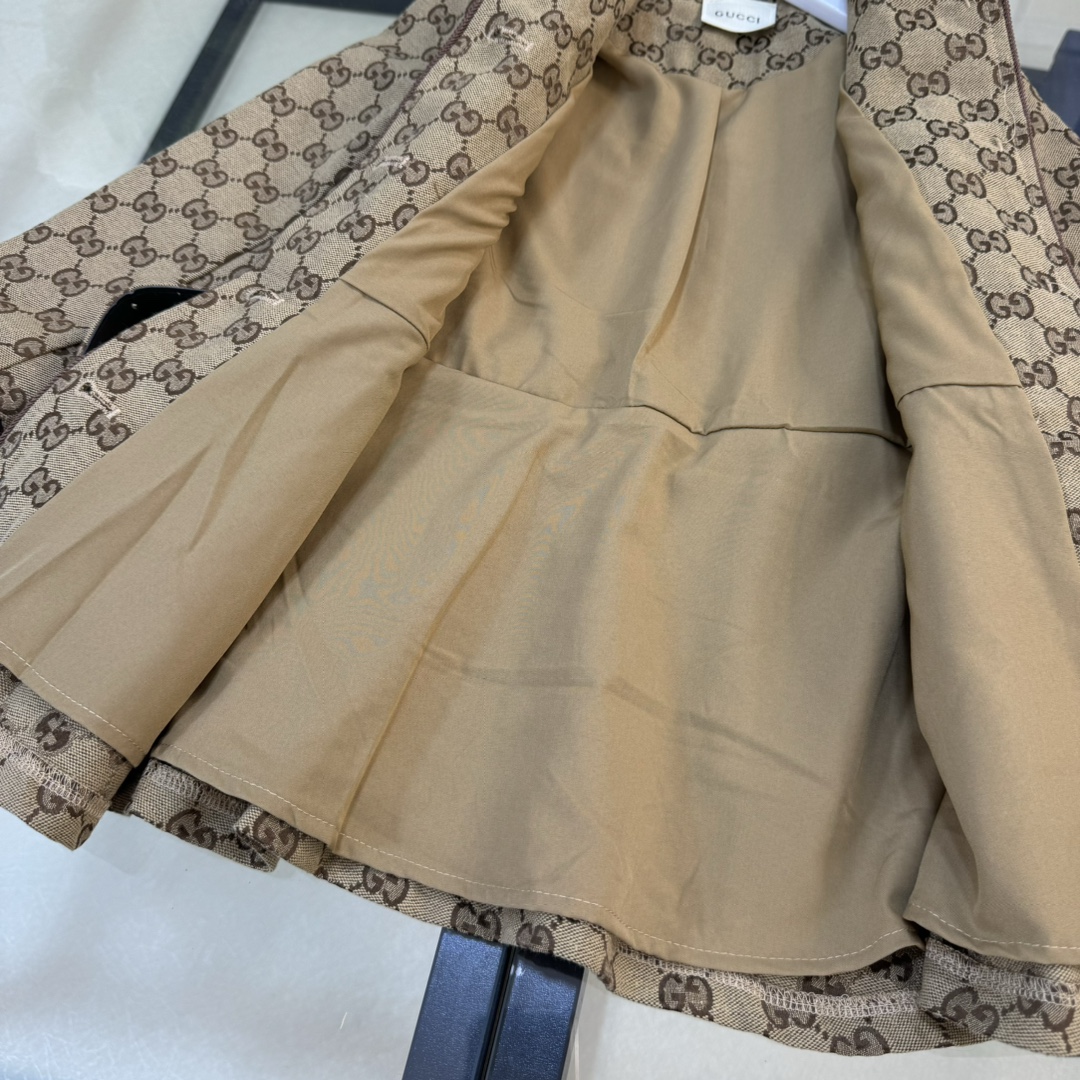 古驰 Gucci 高级成衣风衣外套及大衣服饰 #C8542526 7