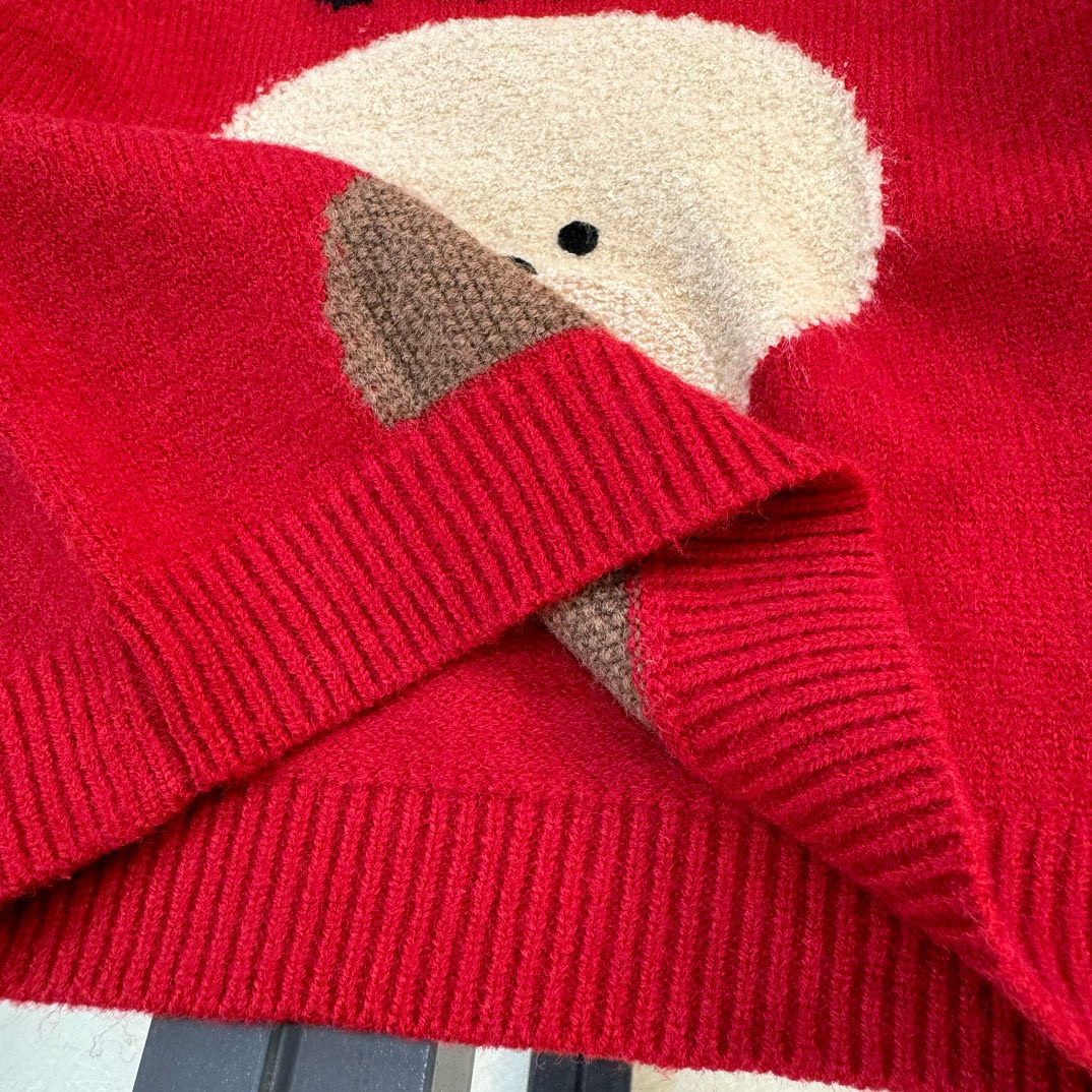 Luxury Cashmere Apparel: Gucci’s Latest Collection Highlights Size and Quality - 图片 6