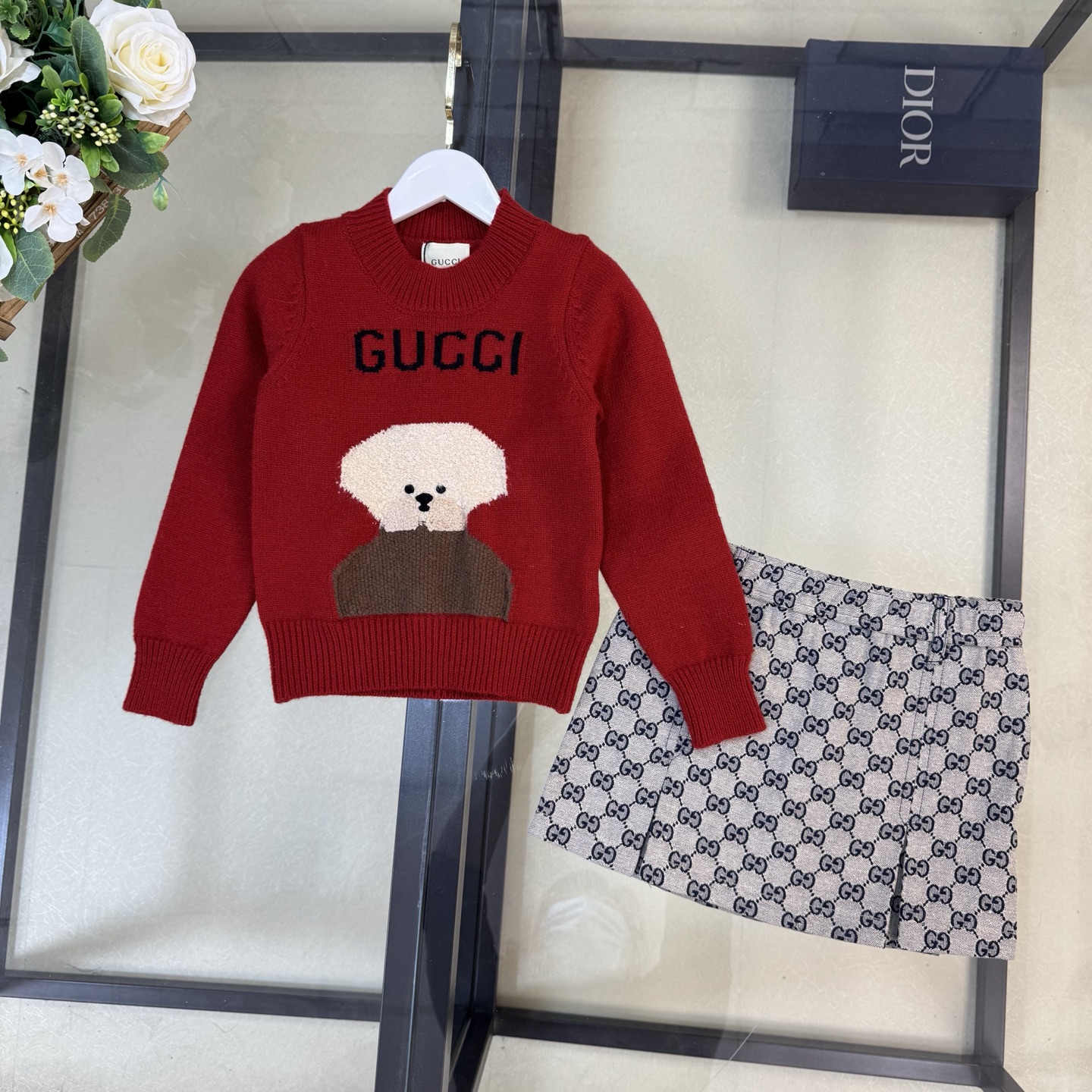 Luxury Cashmere Apparel: Gucci’s Latest Collection Highlights Size and Quality - 图片 2